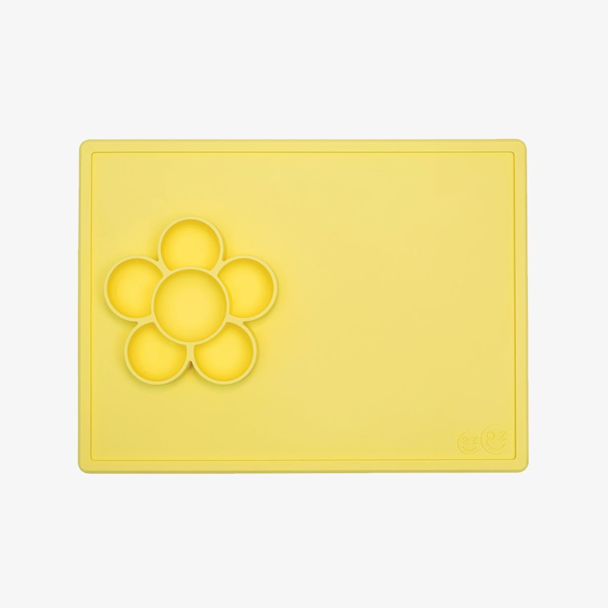 The Play Mat by ezpz / Large Silicone Craft Plate that Suctions | ezpz