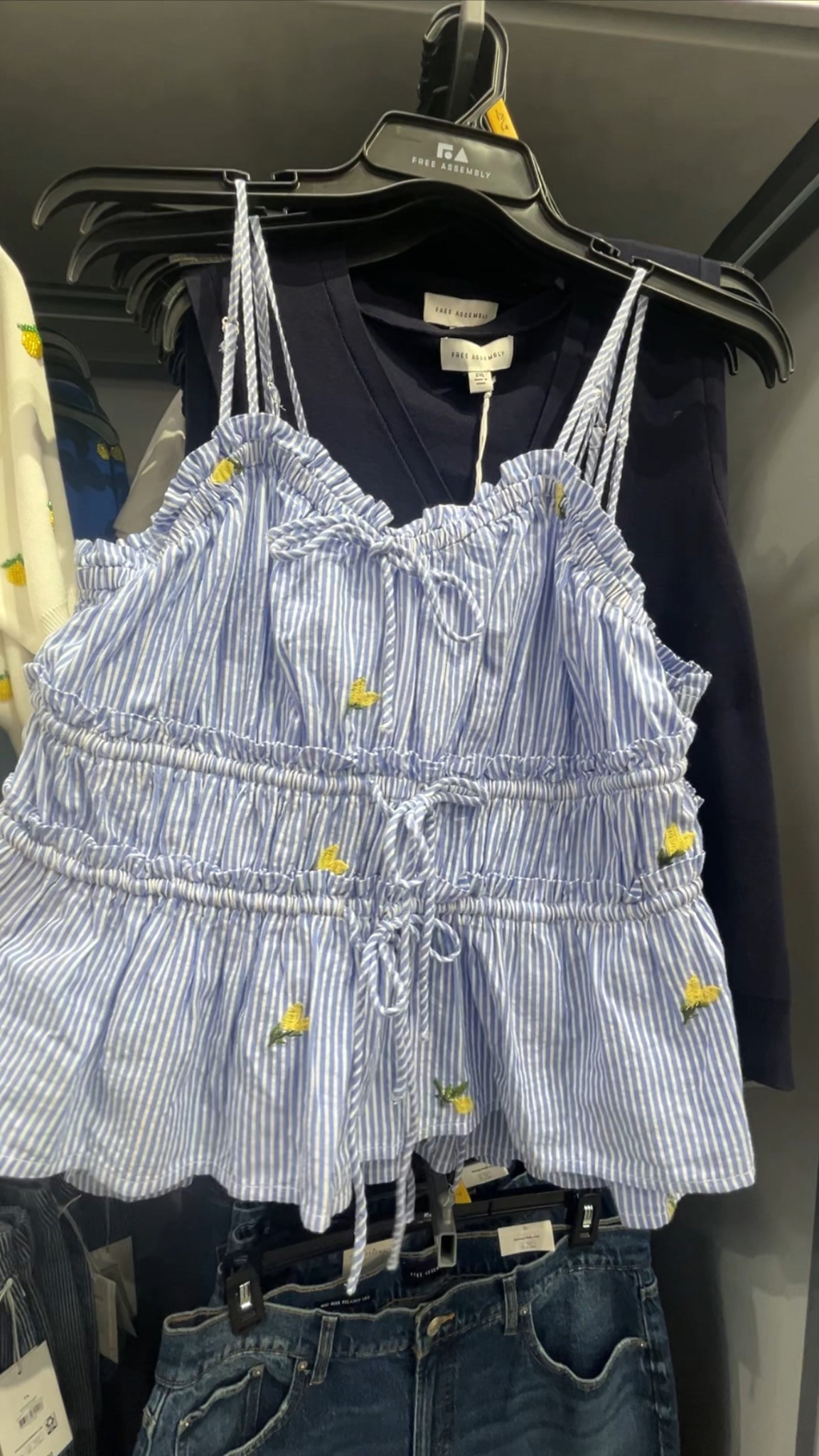 My favorite Walmart $22 lemon top is re-stocked 🍋

#LTKPlusSize #LTKSummerEdit #LTKFindsUnder50