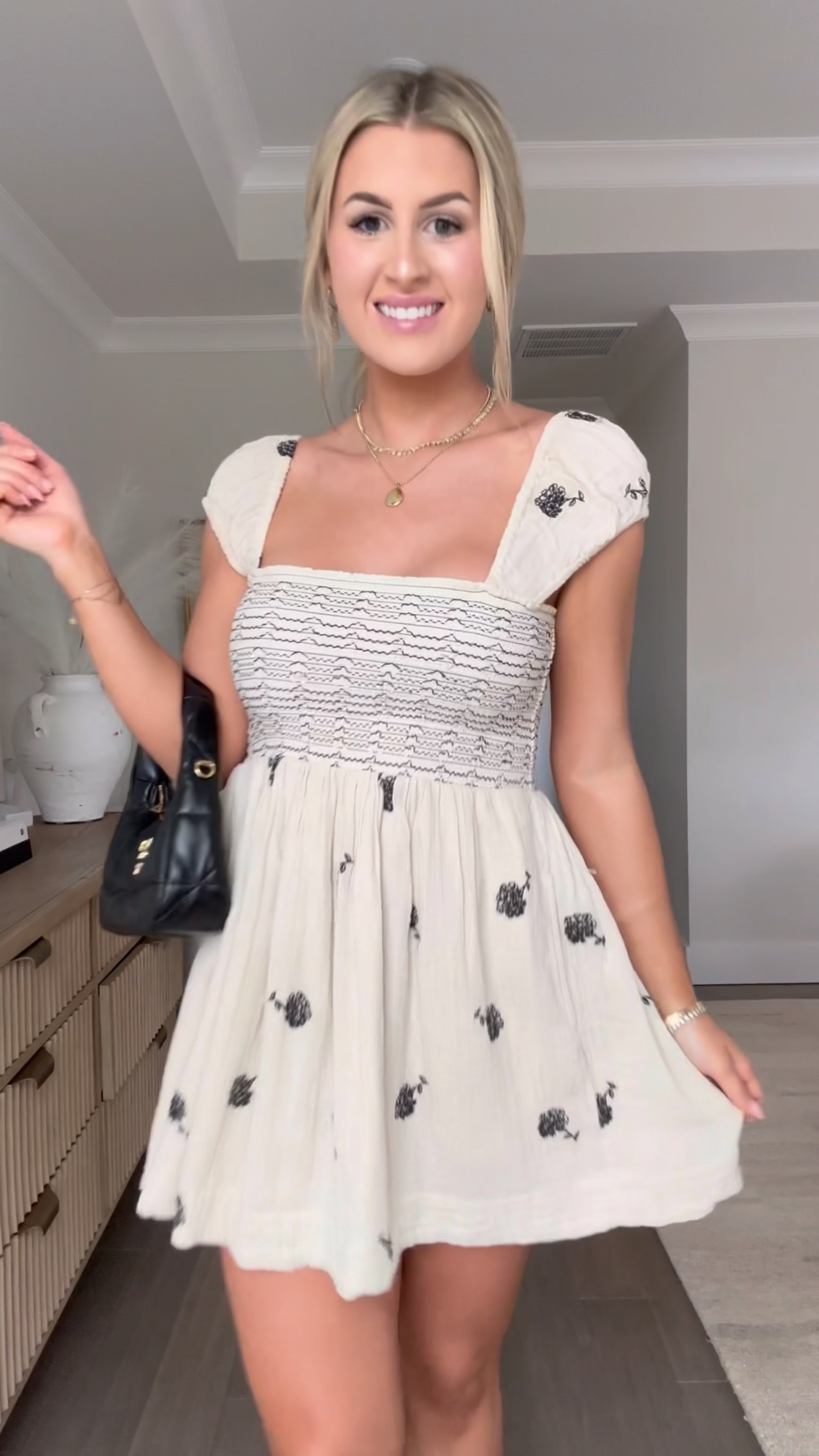 I’m 5’8” and wearing a small! 

#LTKstyletip #LTKtravel #LTKVideo