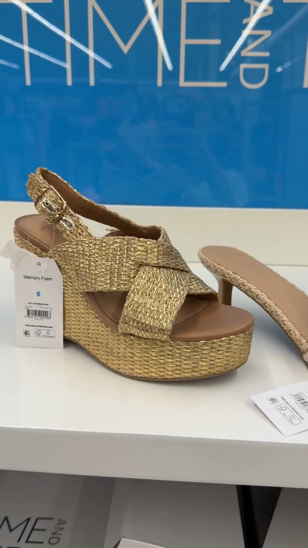 Walmart summer shoes! This shoe department was amazing! Raffia slide sandals, woven wedges and more. #walmartfashion