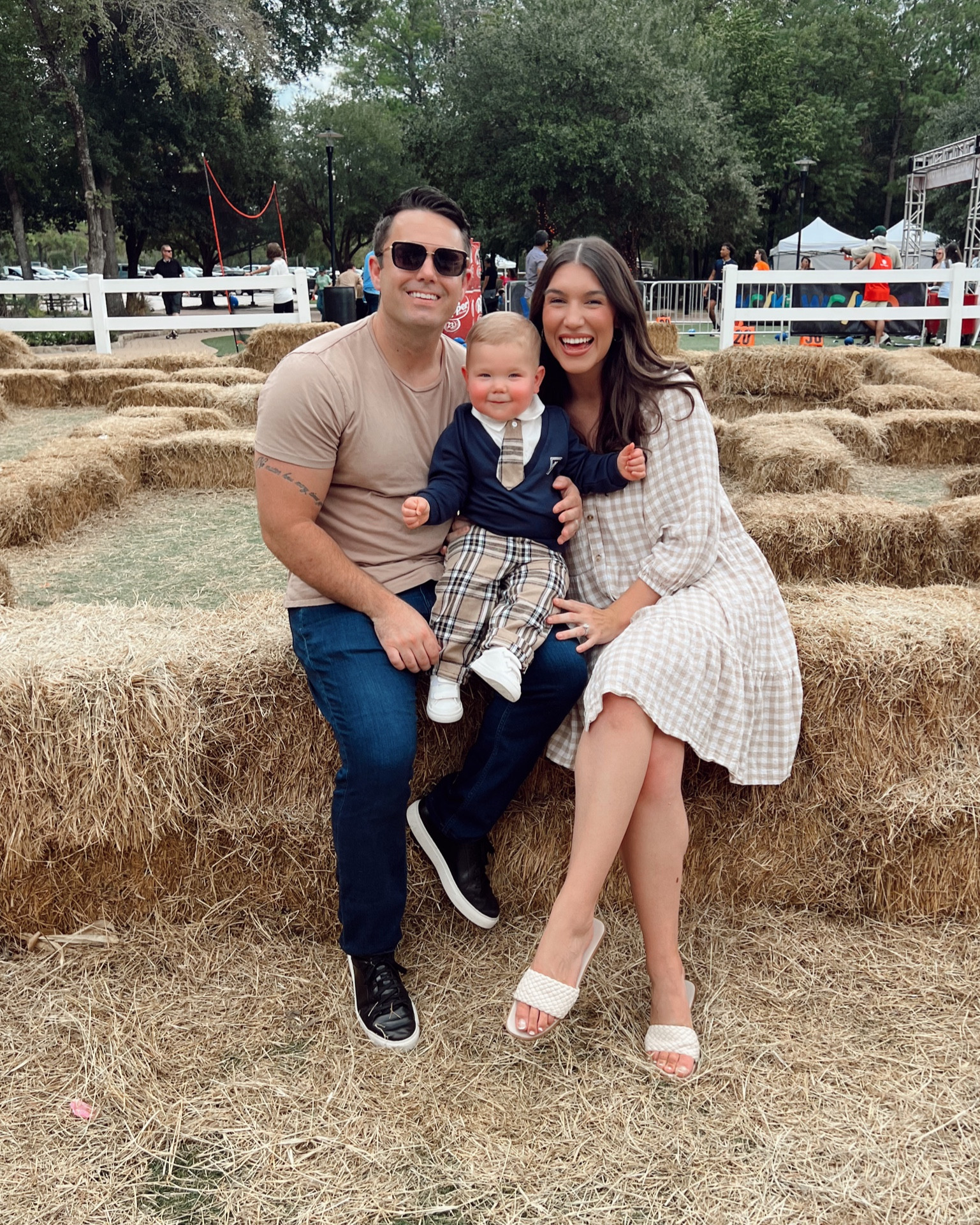 Family Fall outfit inspo🤎🍂

Baby boy style, men’s outfit, fall dress, family looks

#LTKbaby #LTKfamily #LTKSeasonal