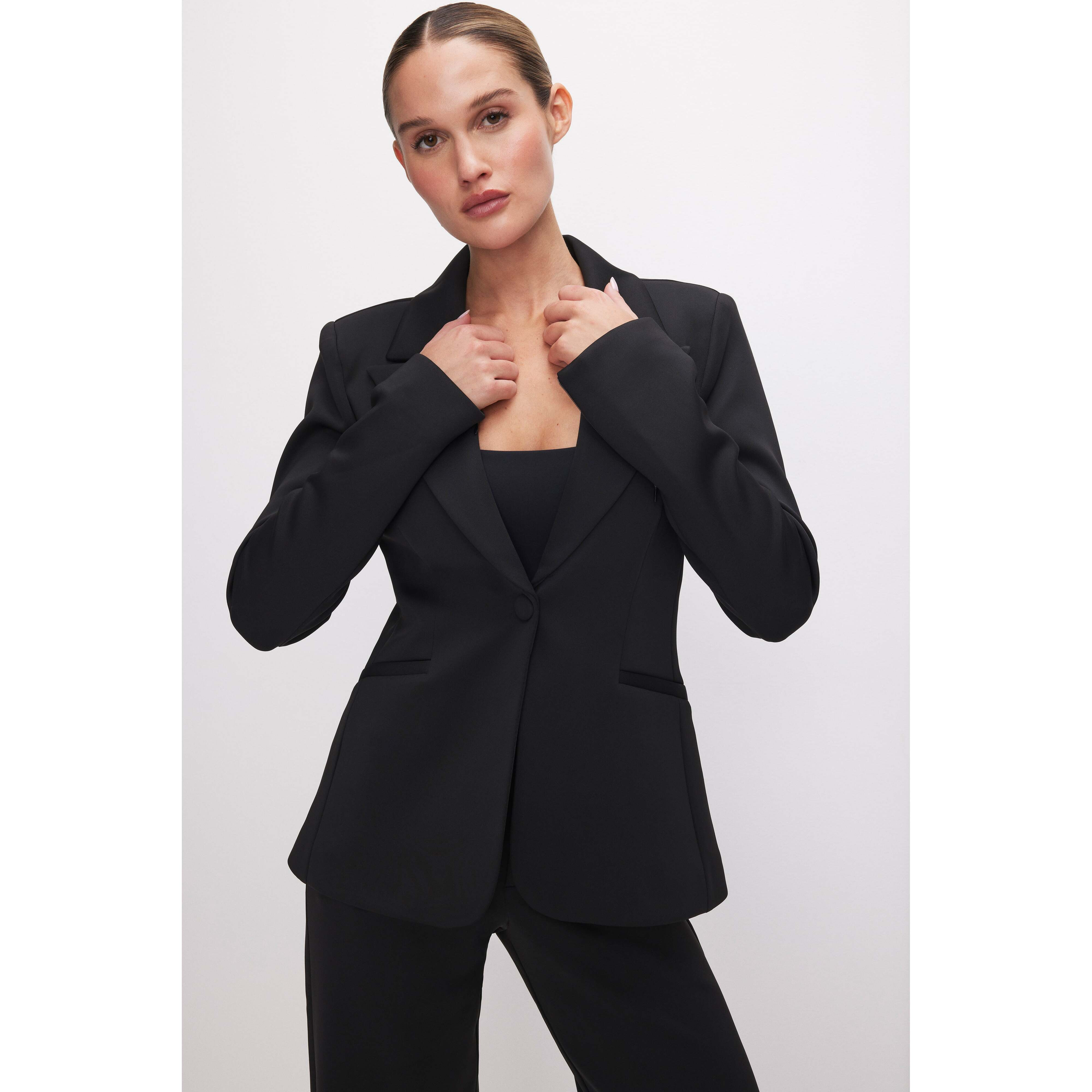 Women's Classic Sculpted Blazer | Black, Size XS | Good American by KhloÃ© Kardashian | Good American