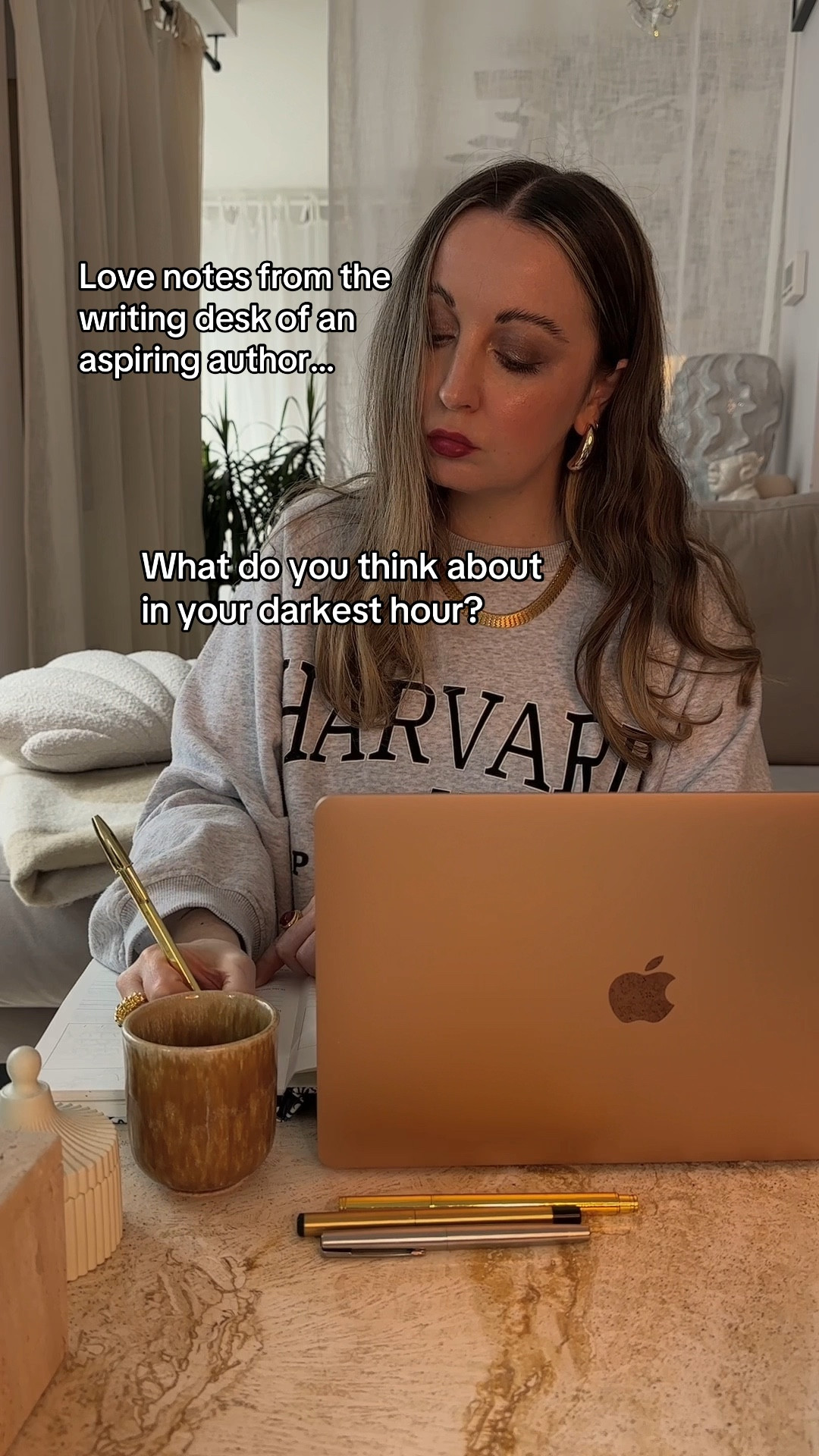 Cosy writing for this week… love a varsity sweater for those days when I just want to feel comfy. Always elevated with statement jewellery though, of course ✨✨
Work outfit | working from home | Writers outfit | Harvard sweater | Grey sweatshirt | Loungewear | statement earrings | Gold oversized earrings | Ceramic coffee cup | Gold pens | Domed rings 

#LTKuk #LTKstyletip #LTKeurope