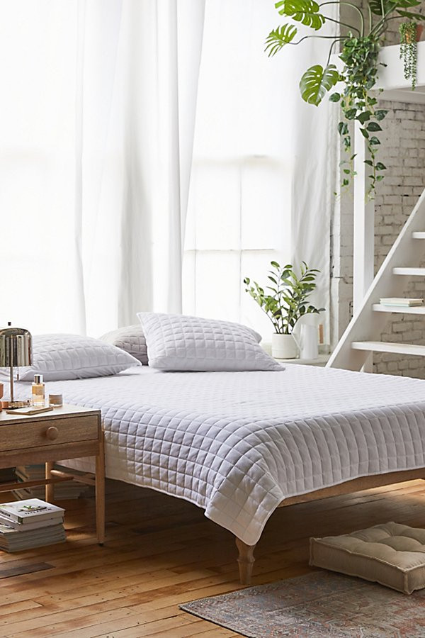 Grid Jersey Quilt | Urban Outfitters (US and RoW)