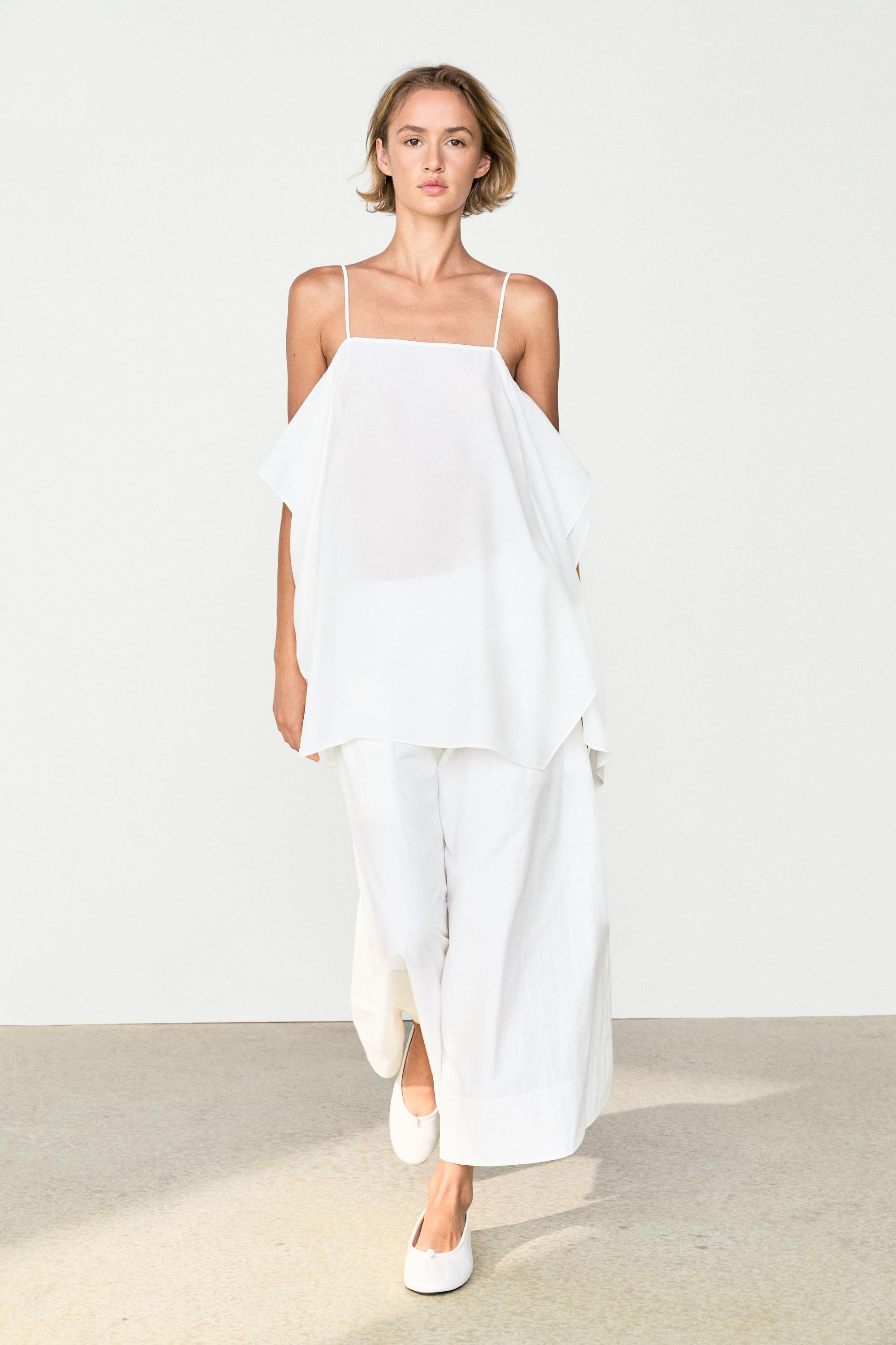 Midi skirt with yoke and pleated detail | Massimo Dutti UK