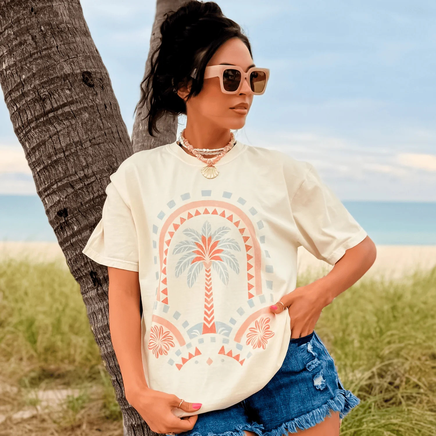 Palm Paradise Tee | Mountain Moverz