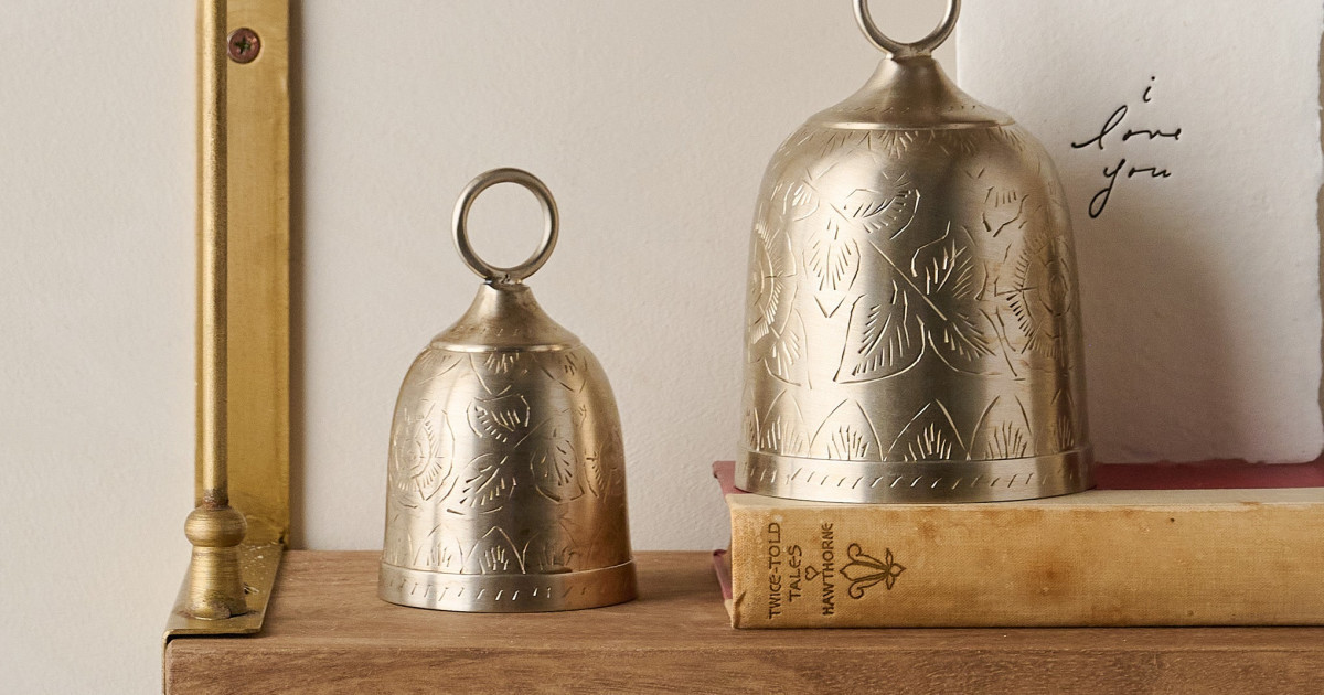 Gigi Etched Silver Bell | Magnolia