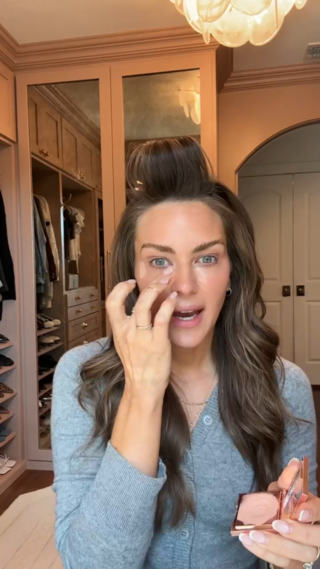 GRWM: story time ❣️ linked everything I used here to shop the Sephora sale!

Also my codes always work for these sites as well.
code: ALOPROFILE for Tarte
code: ALOPROFILE for Dibs Beauty



#LTKBeauty #LTKStyleTip #LTKSaleAlert