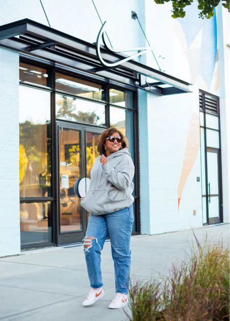 It’s the season of comfy sweatshirts, sneakers, and distressed denim!  But, let’s be honest, these cozy pieces are always in season!  Everything I’m wearing fits TTS except my jeans. I sized down from a 32 to a 31 in the jeans. And, I snagged all of these pieces @nordstrom, one of my favorite places to shop!  I love that I can shop all of my favorite brands in one place!  🍁🤎🍂 #nordstrom #ad