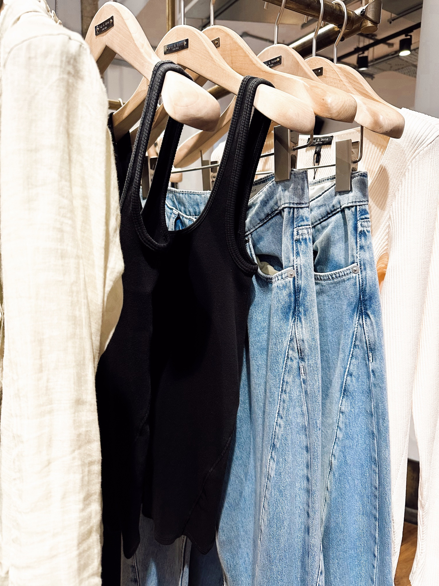 Rag & Bone style, Rag & Bone outfit, spring style, spring outfit, denim, denim outfit, simple style, denim outfit, basics, Revolve style, Revolve Outfit, everyday outfit, basic style, Hailey Bieber style