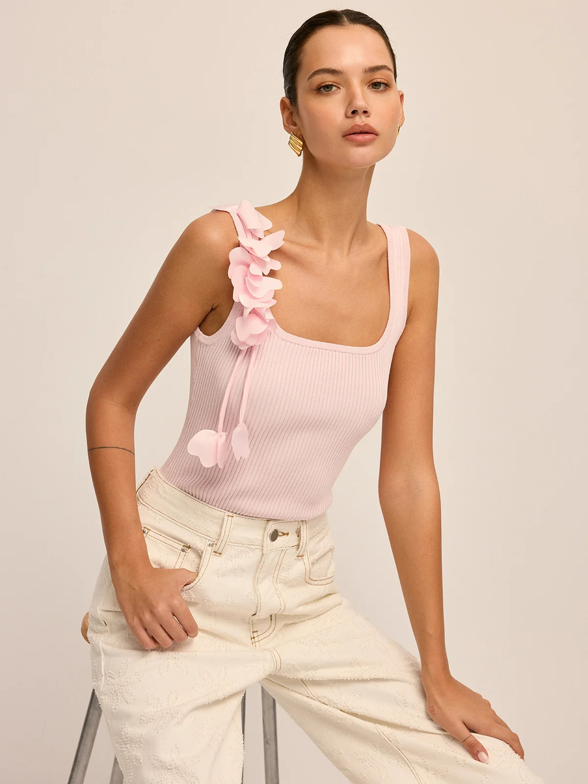 3D Floral Strap Ribbed Knit Tank Top | Commense