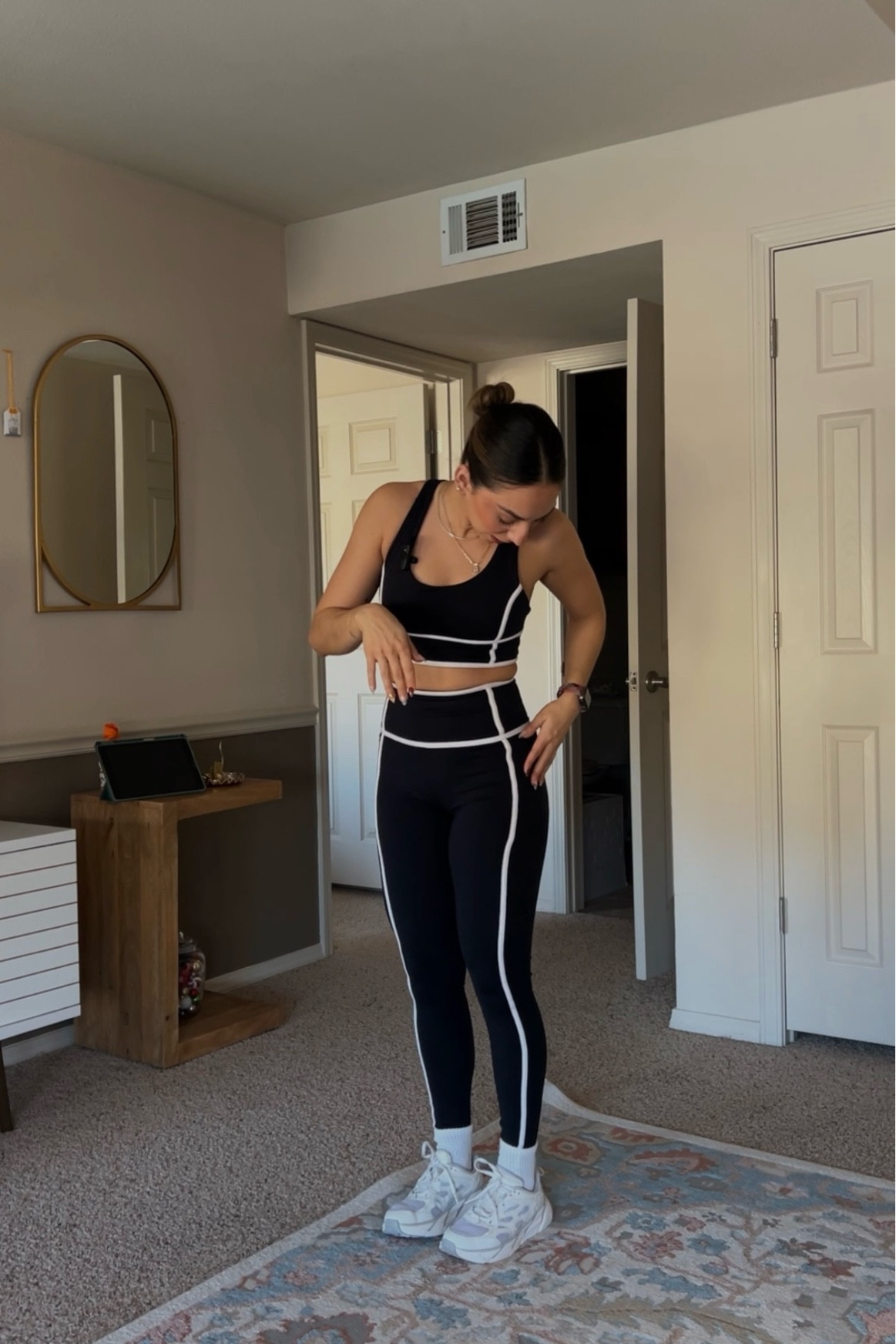 My favorite two piece set 🖤🩶🤍

#LTKFitness #LTKActive #LTKStyleTip