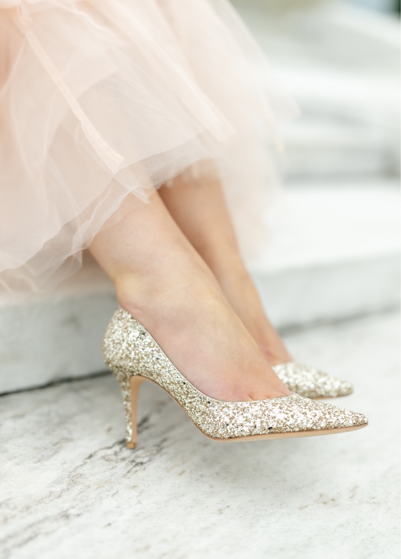 Gold glitter pumps and blush tutu. Perfect for any holiday events. 

Holiday party outfit

#LTKHoliday #LTKshoecrush #LTKparties