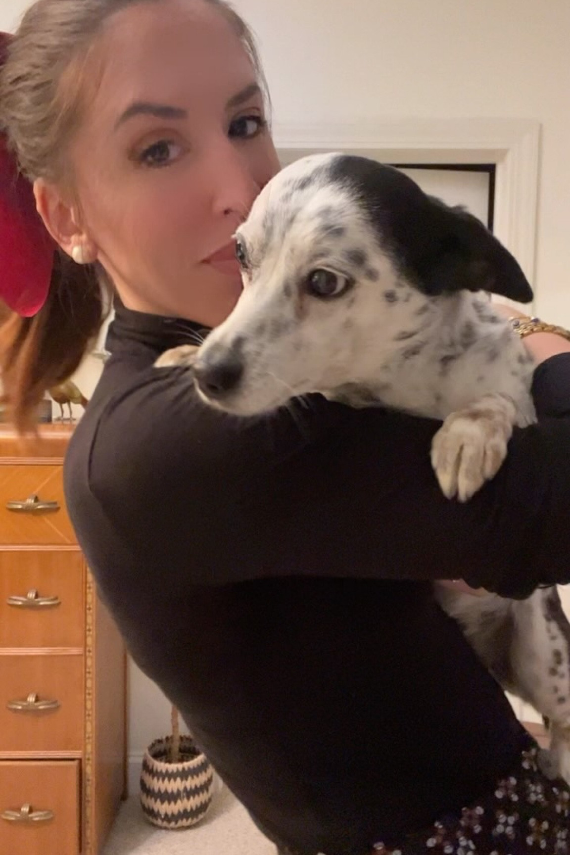 Okay I walked 10k steps in these boots last night and my feet don’t hurt these are work every penny

Tory Burch boots, anthro Collette pant, theory turtleneck, red hair bow 🎀

#LTKHoliday #LTKFindsUnder100 #LTKFindsUnder50