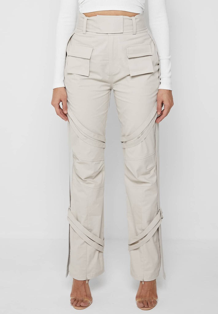 Carpenter Detail Cargo Trousers - Beige | Maniere De Voir