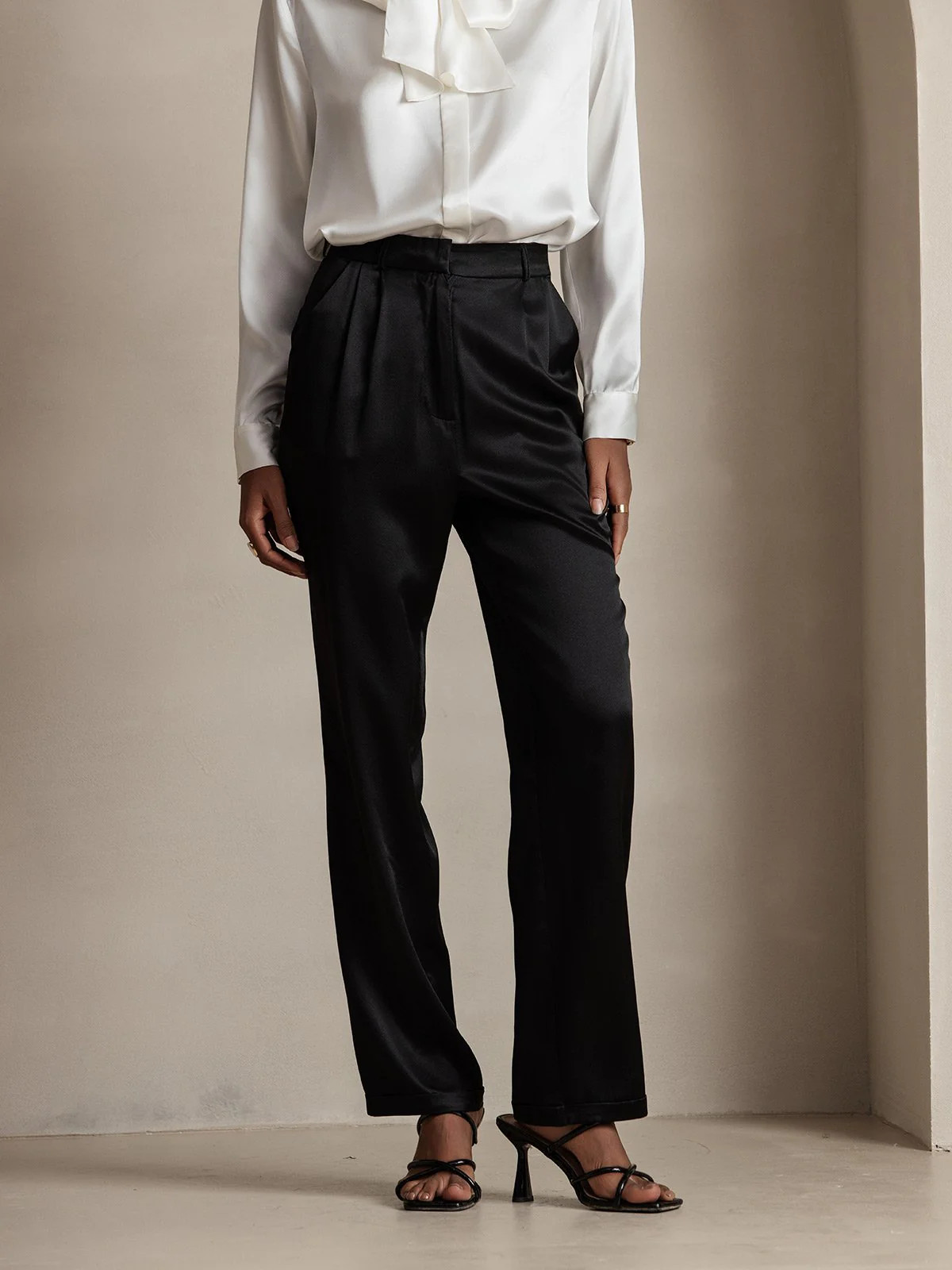 19Momme Silk High Waist Straight Fit Women's Pants with Zipper Side Pockets Design | SilkSilky