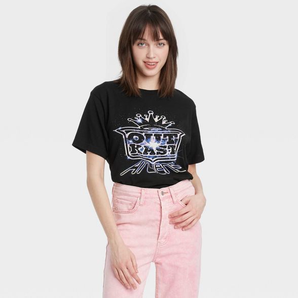 Women's Outkast Short Sleeve Cropped Graphic T-Shirt - Black | Target