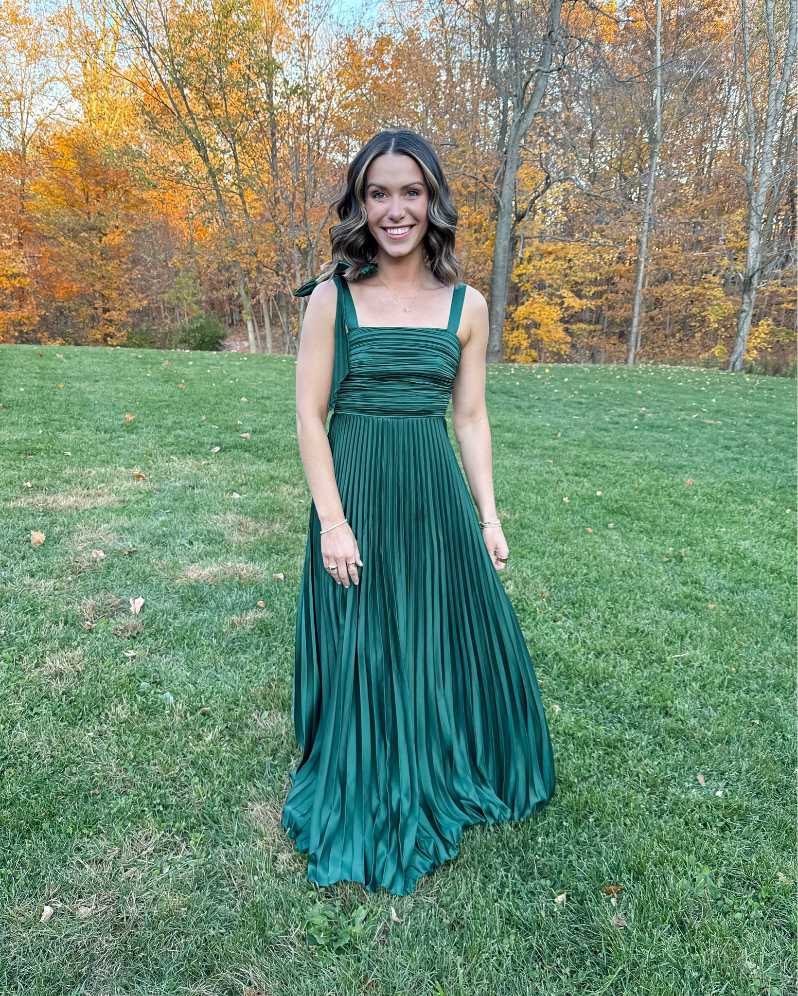 STUNNING wedding guest or bridesmaid dress. ✨💚 Never gotten so many compliments on a dress or people asking where I got it. This dress was everything I wanted and more! Fit is a little snug in the chest, but overall true to size. I did have to have it hemmed. It would definitely work for someone tall! 

#LTKSaleAlert #LTKWedding #LTKFindsUnder100