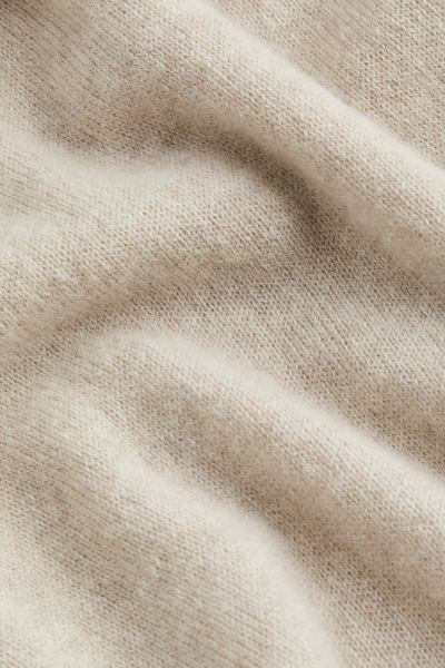 Oversized Cashmere Sweater | H&M (US + CA)