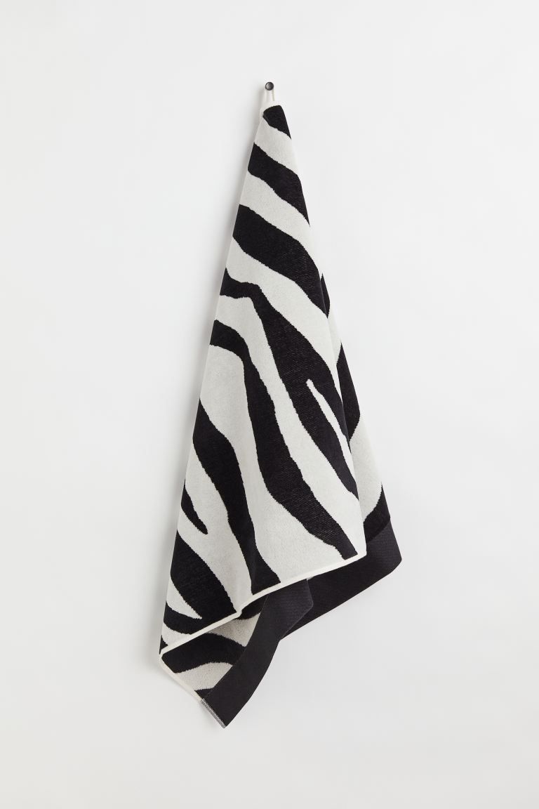 Zebra-patterned Bath Towel | H&M (US + CA)