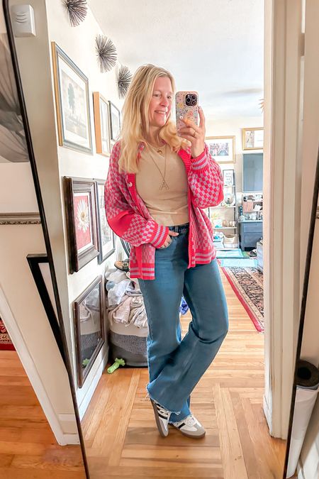 Casual style for spring! Loving this cardigan, it’s soft and a perfect fit. 

tee large
cardigan large
jeans 31 long 
shoes 7.5



#LTKOver40 #LTKStyleTip #LTKSummerSales