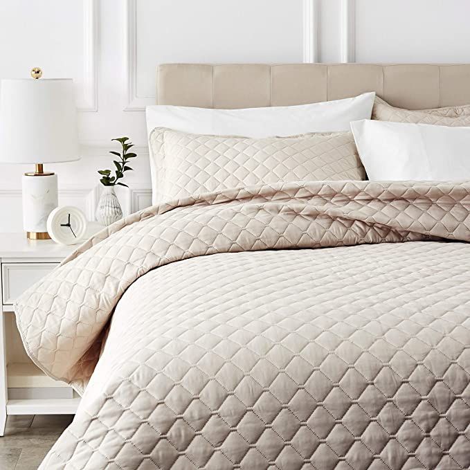 Amazon Basics Oversized Quilt Coverlet Bed Set - King, Beige Diamond | Amazon (CA)