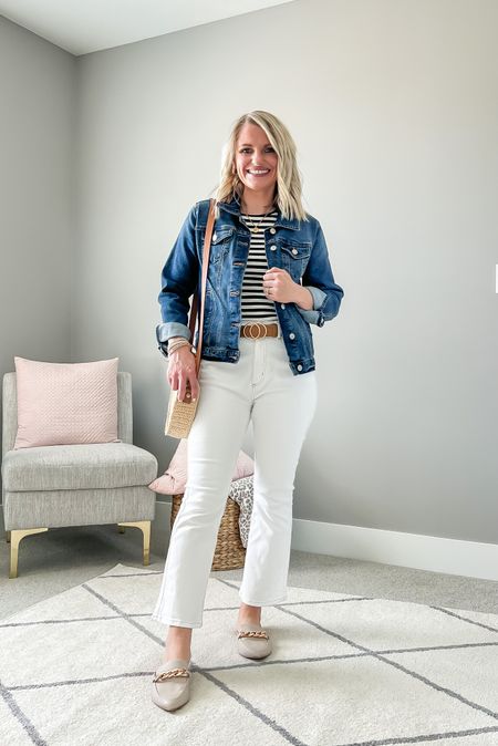 White cropped flare jeans! I am in between sizes on these pants! I ended up sticking with my TTS, 26/petite and they fit comfortably! 

#loft #loftjeans #springfinds

#LTKstyletip #LTKSeasonal #LTKunder100