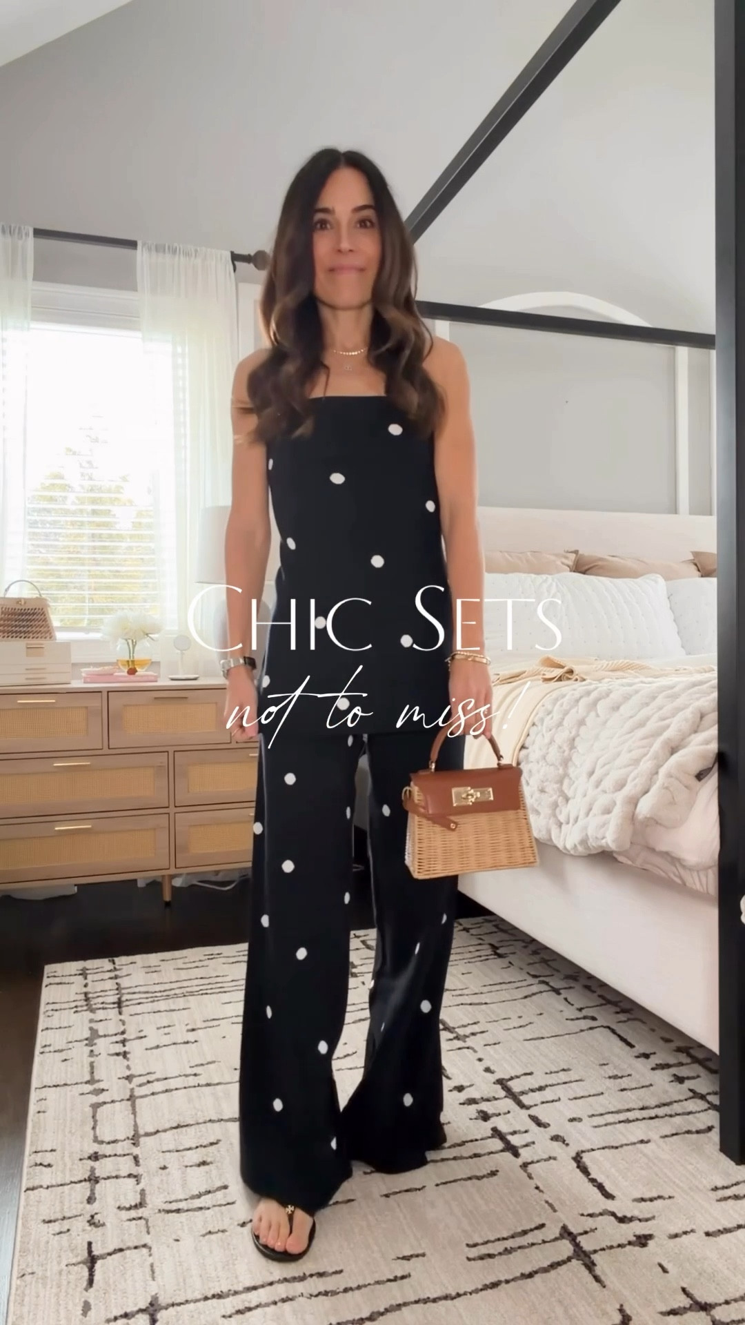 💌type “SETS” and I’ll send over the links..
The @cellajaneblog x @splendidla collection just launched and it’s so chic I can’t even handle it 🤩 
I wanted every single piece 🙌🏻 The polka dot set is 🤌🏻 Which is your favorite?!
You can mix and match all of the pieces again and again!
🔗

#LTKmomlife #LTKSeasonal #LTKOver40