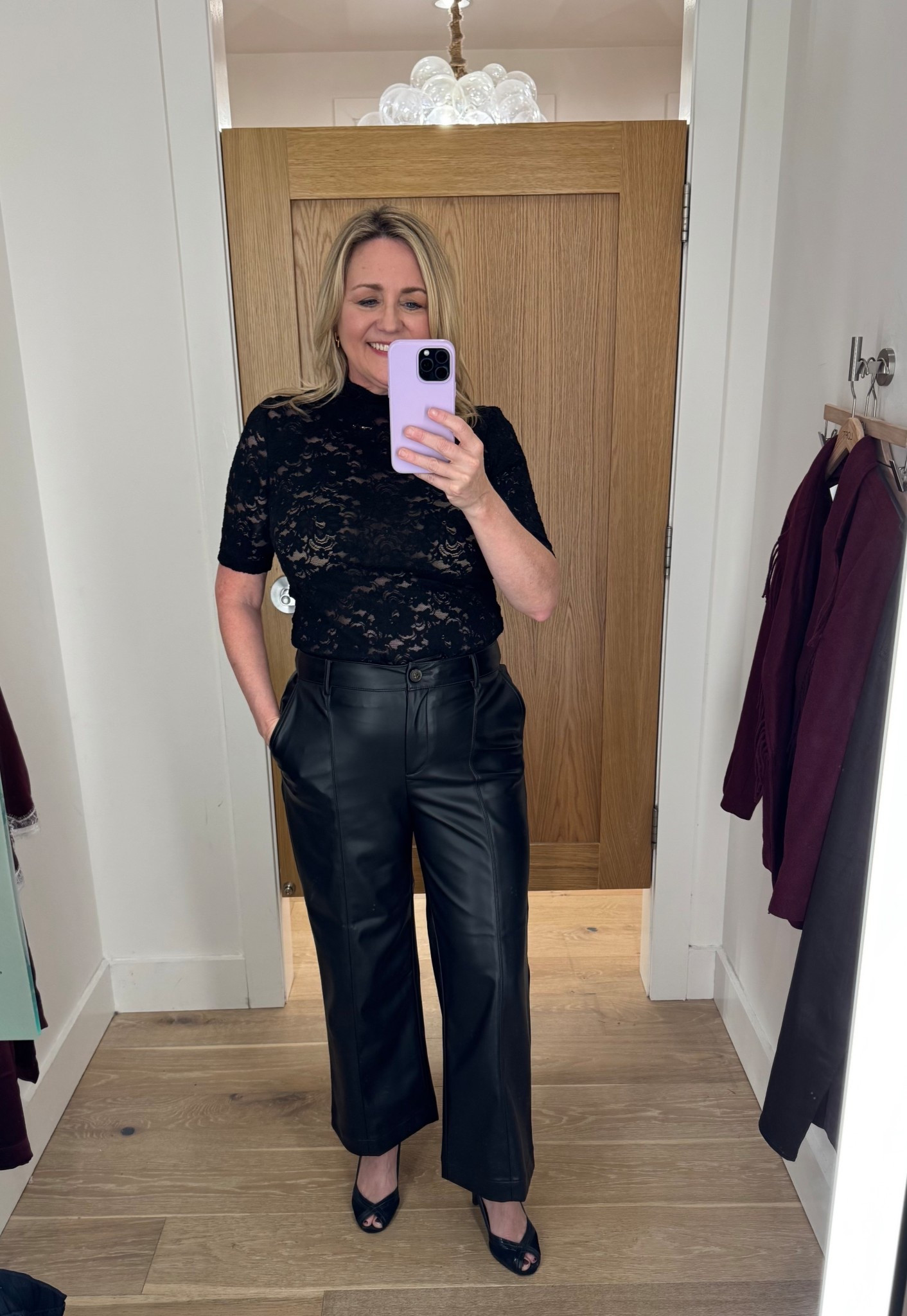 Fall outfit, lace top, holiday outfit 

#LTKSeasonal #LTKMidsize #LTKHoliday