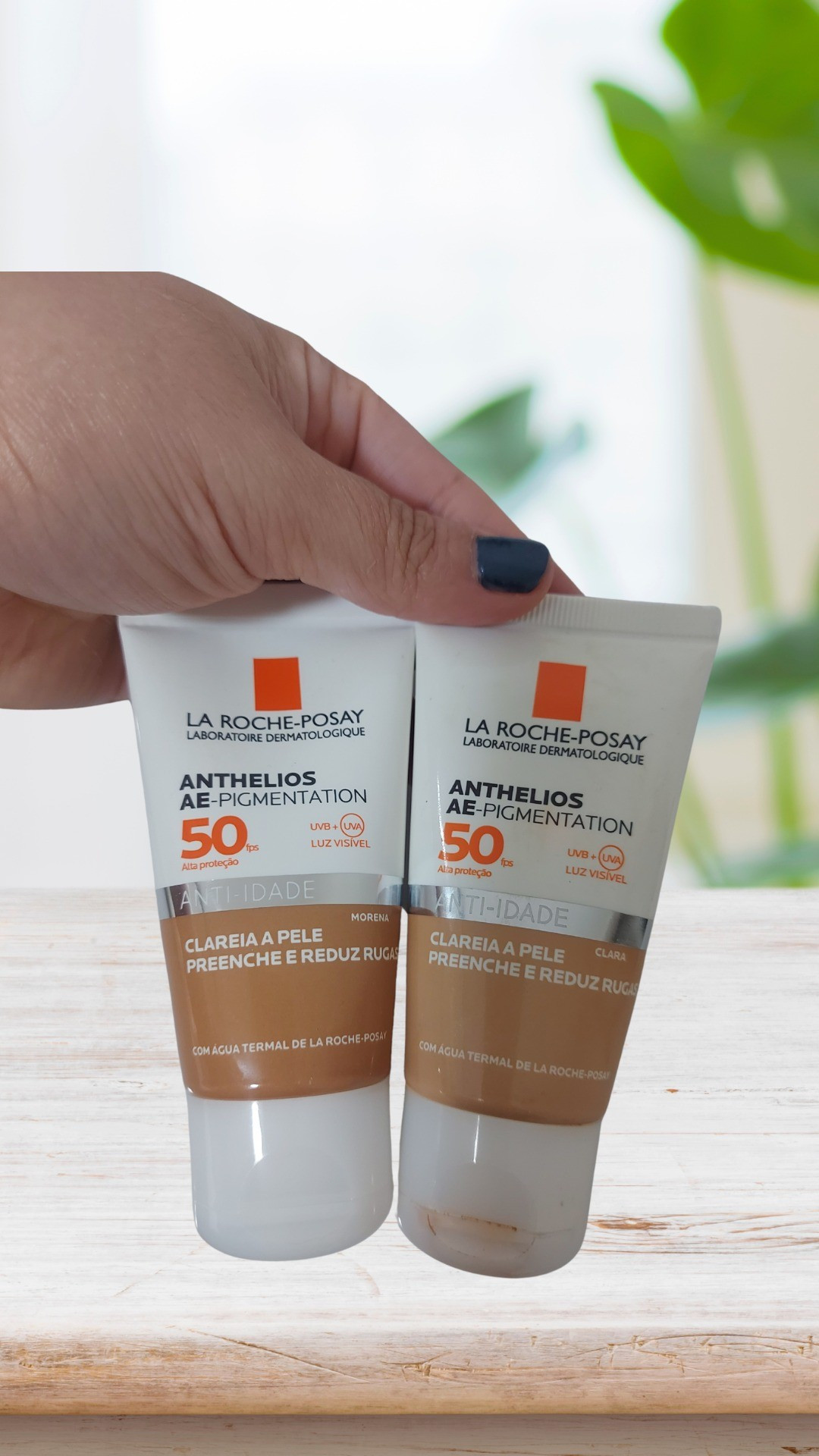 Amo o filtro solar AE-Pigmentation com água termal da La Roche-Posay! 💖 Além de proteger dos raios UVB e UVA, ele é anti-idade, preenche e reduz rugas, clareia a pele e tem uma cor incrível que parece maquiagem. Misturo as tonalidades clara e morena para chegar na cor certinha da minha pele. Com ele, nem uso base no dia a dia! Filtro solar, anti-aging e maquiagem ao mesmo tempo.

#LTKbrasil