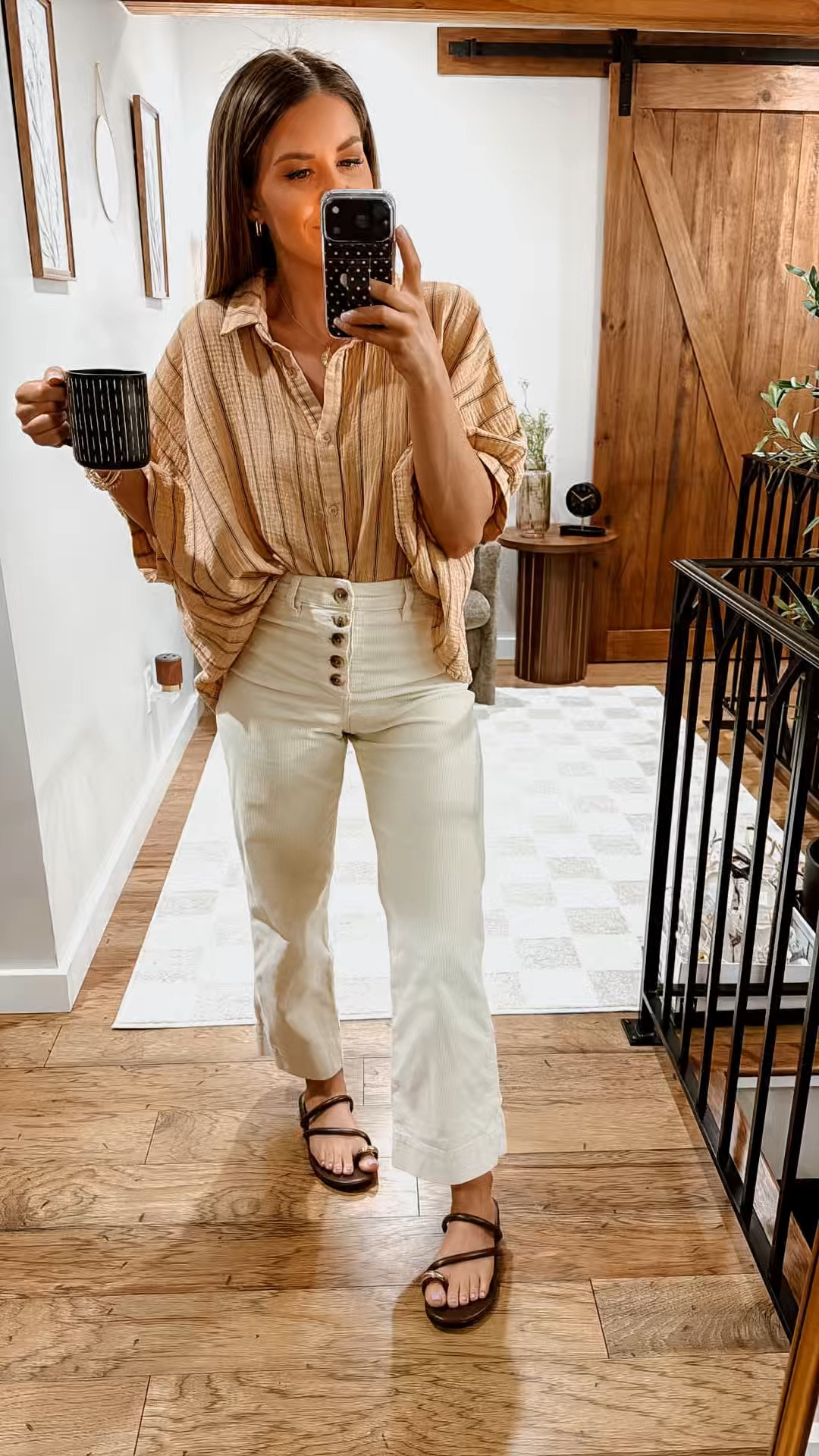 Office Outfit!  
Top:SMALL
Bottoms: XS or 2
@threebirdnest 