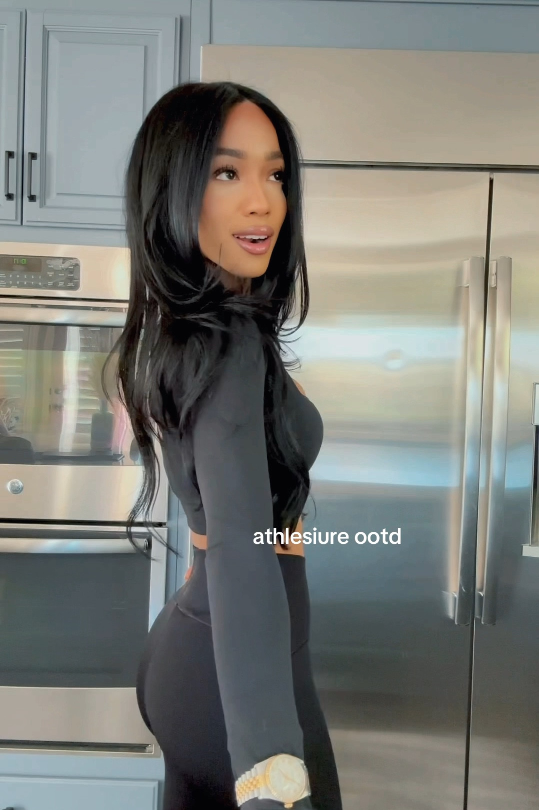 love this top , + you can wear it backwards…. and i love a little long sleeve cover 🫶🏽🖤

#LTKActive #LTKFitness