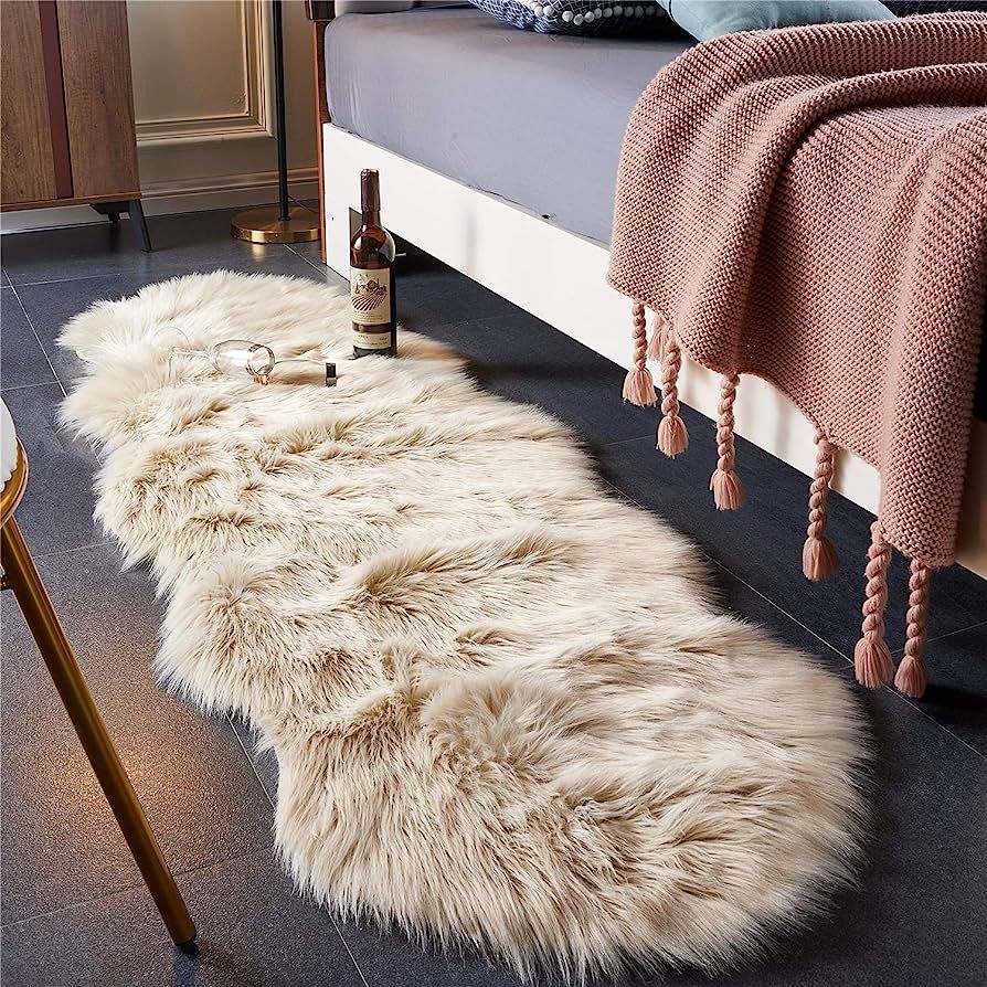 EasyJoy Ultra Soft Fluffy Shaggy Area Rug Faux Fur Rug Chair Cover Seat Pad Fuzzy Area Rug for Be... | Amazon (US)