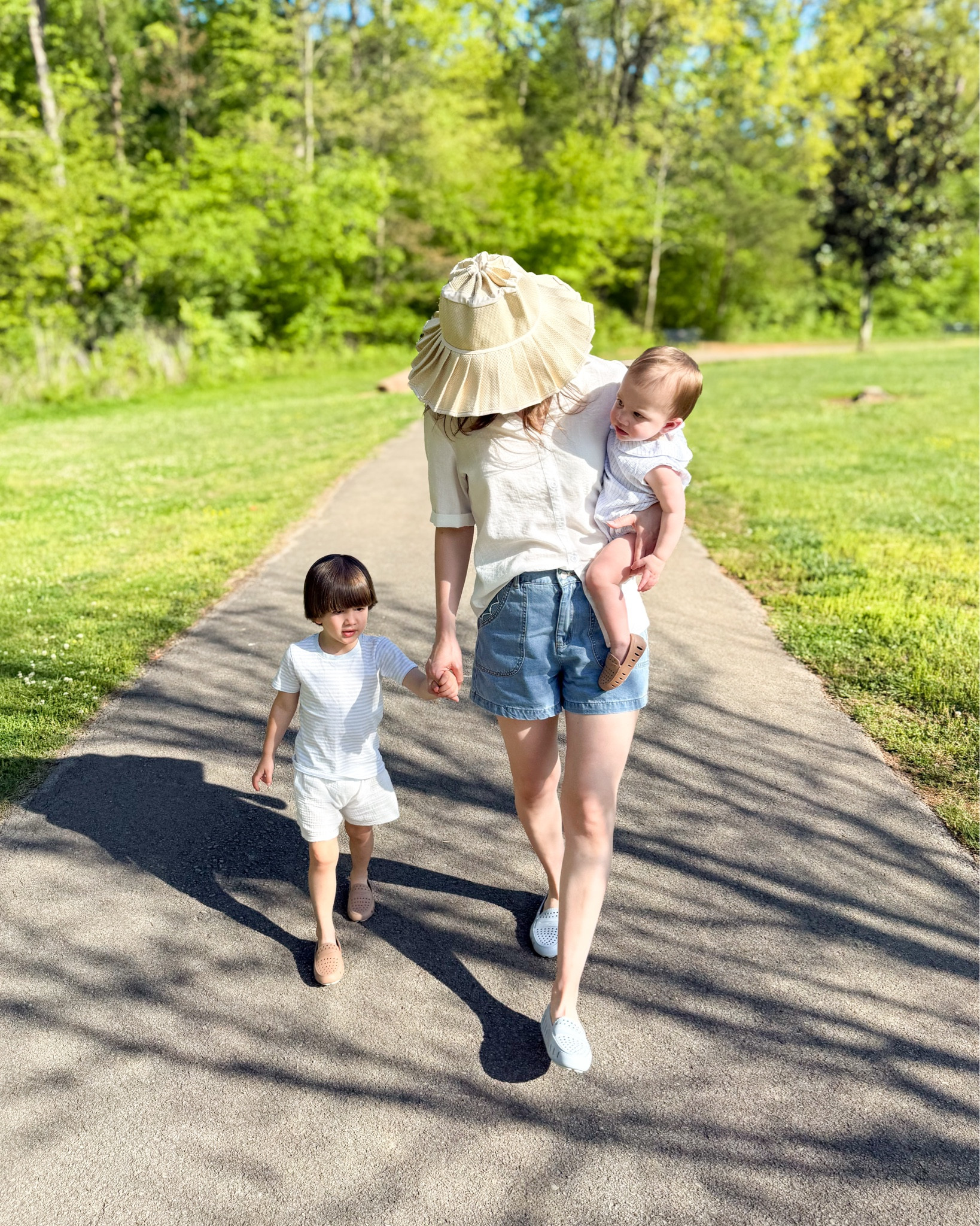 Save with code BROOKEM15 

Floafers for the whole family 🤍
@Floafers are the ultimate summertime shoe. They are breathable, completely waterproof and float on the water, comfortable, and durable for all of your summer adventures. 

True to size but narrow, so size up if you or your littles have wide feet

#LTKBaby #LTKMothersDay #LTKKids