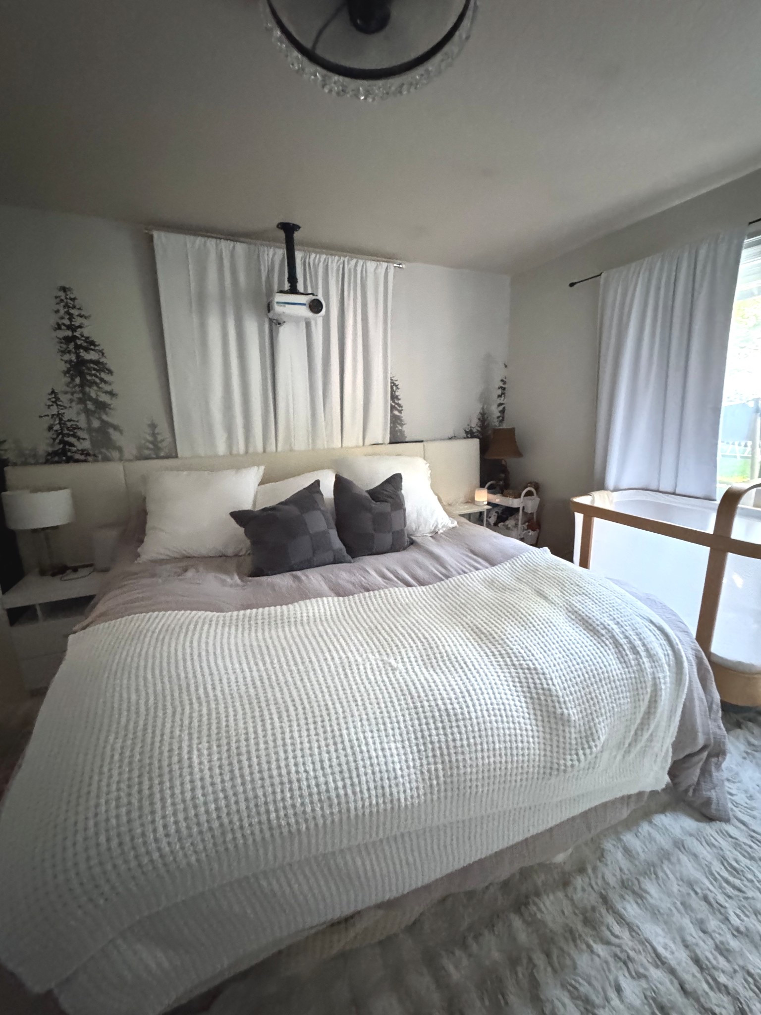 Cozy bedding makes for bedroom you miss when you’re away ☁️

Cariloha code: TAILYNN20

#LTKBaby #LTKSaleAlert #LTKHome