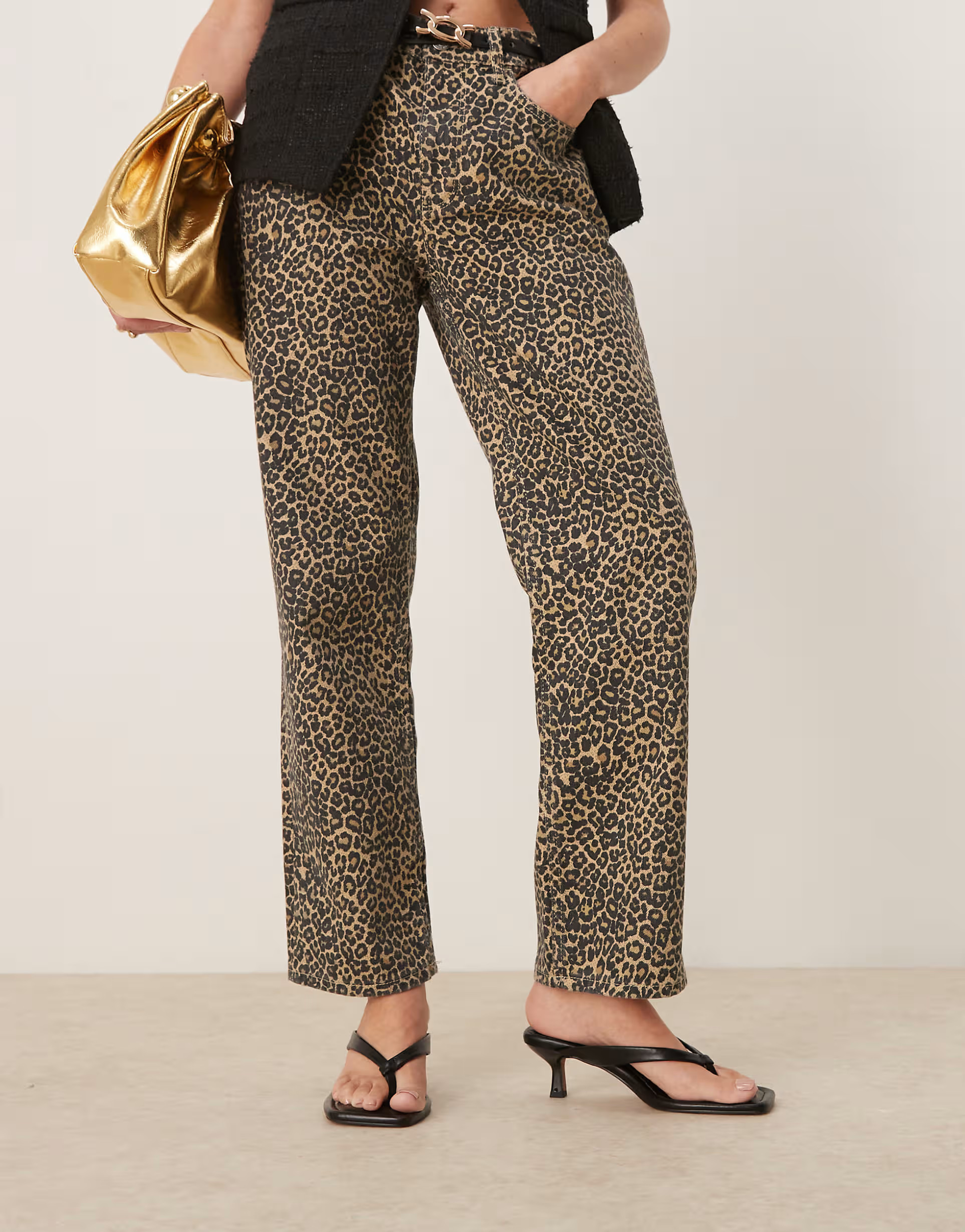 ASOS DESIGN Hawaii toe thong kitten heeled sandals in black | ASOS | ASOS (Global)