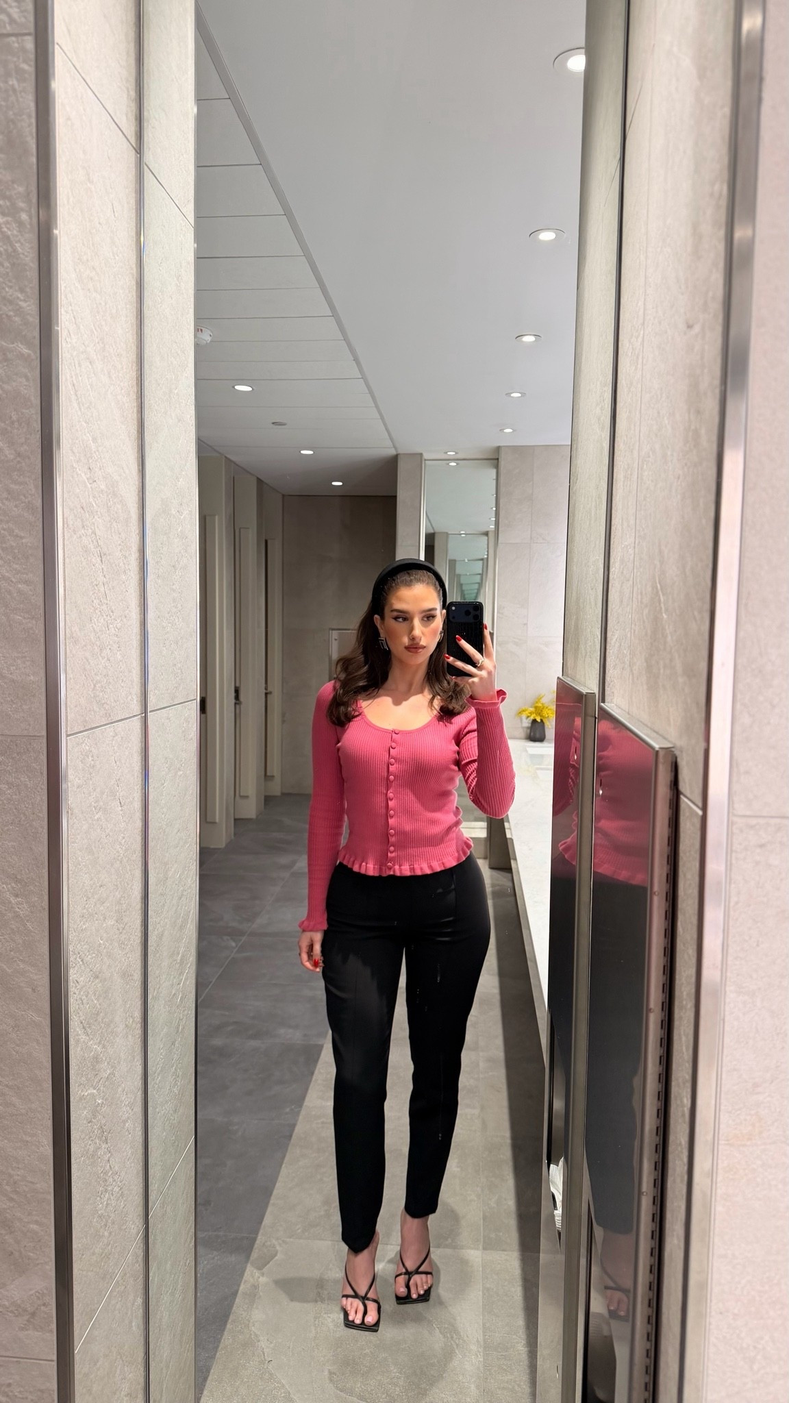 Pink cardigan so cute!

#LTKSaleAlert #LTKWorkwear #LTKootd