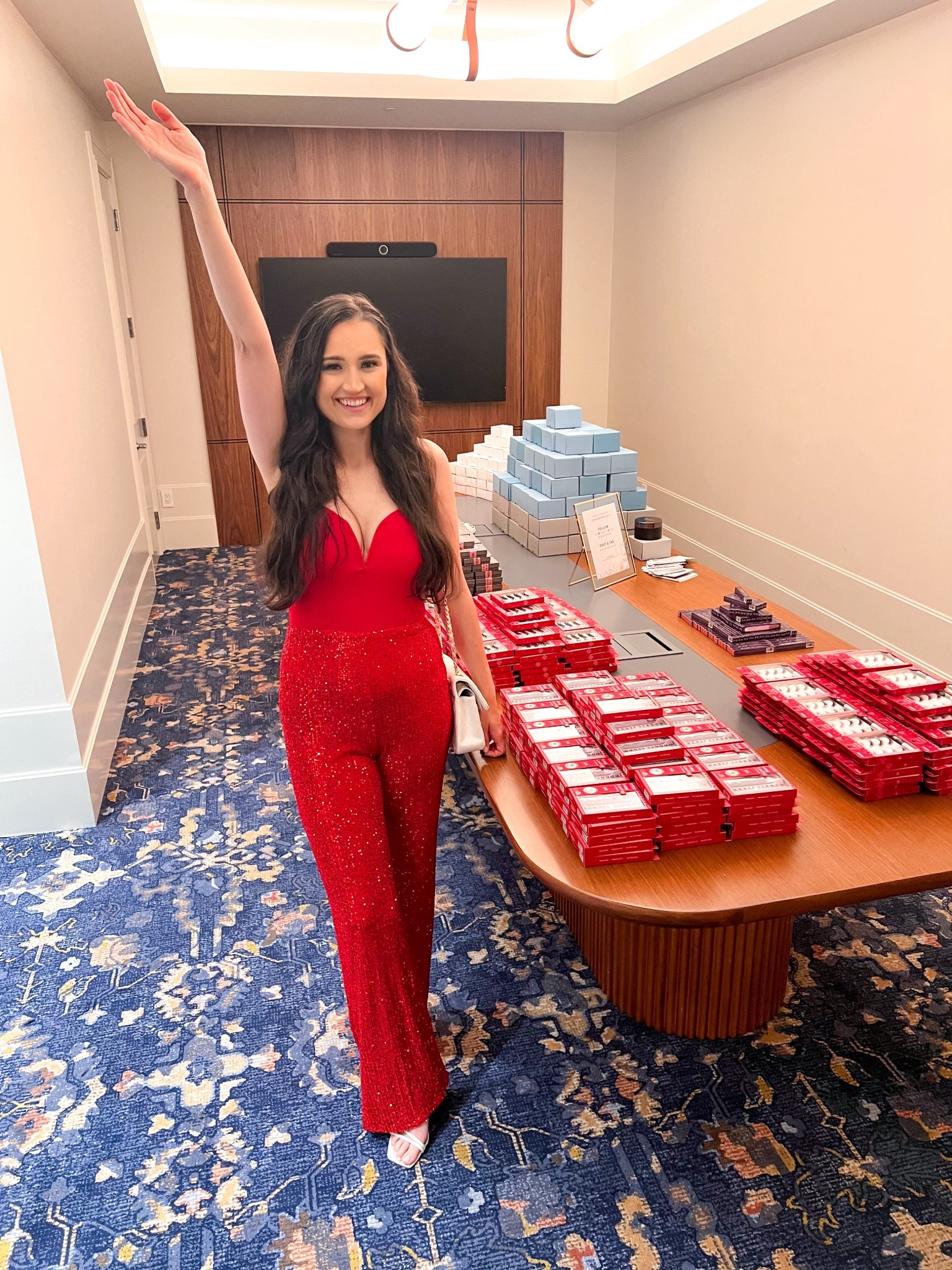 My things remembered x kiss gifting suite for all the Bay Area influencers in attendance at my Very Merry Holiday Market!! 

#LTKootd #LTKHoliday #LTKdayinmylife