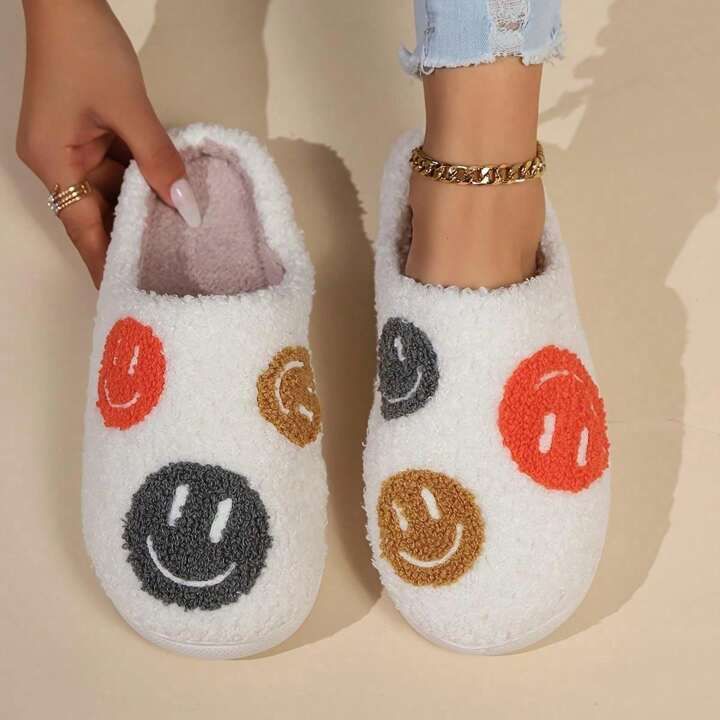 Unisex Thickened Non-Slip Cartoon  Patterned Slipper Boots With Flat Heels And Toe Cover For Comf... | SHEIN