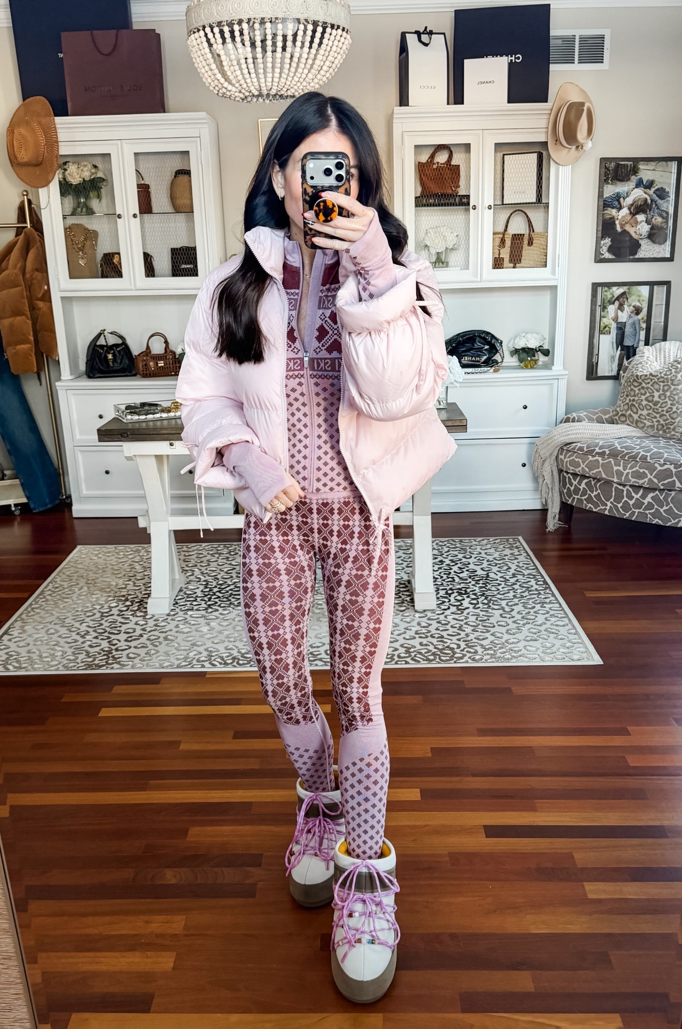 Wearing a small in all
Apres ski outfit
Winter style 

#LTKGiftGuide #LTKFindsUnder50 #LTKHoliday