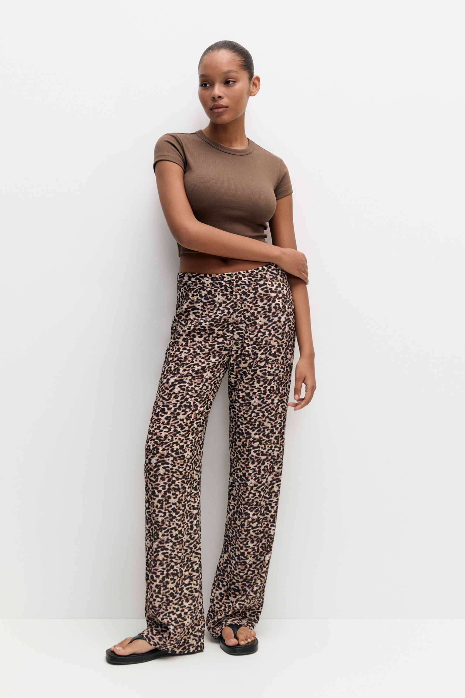 Printed smart trousers | PULL and BEAR UK