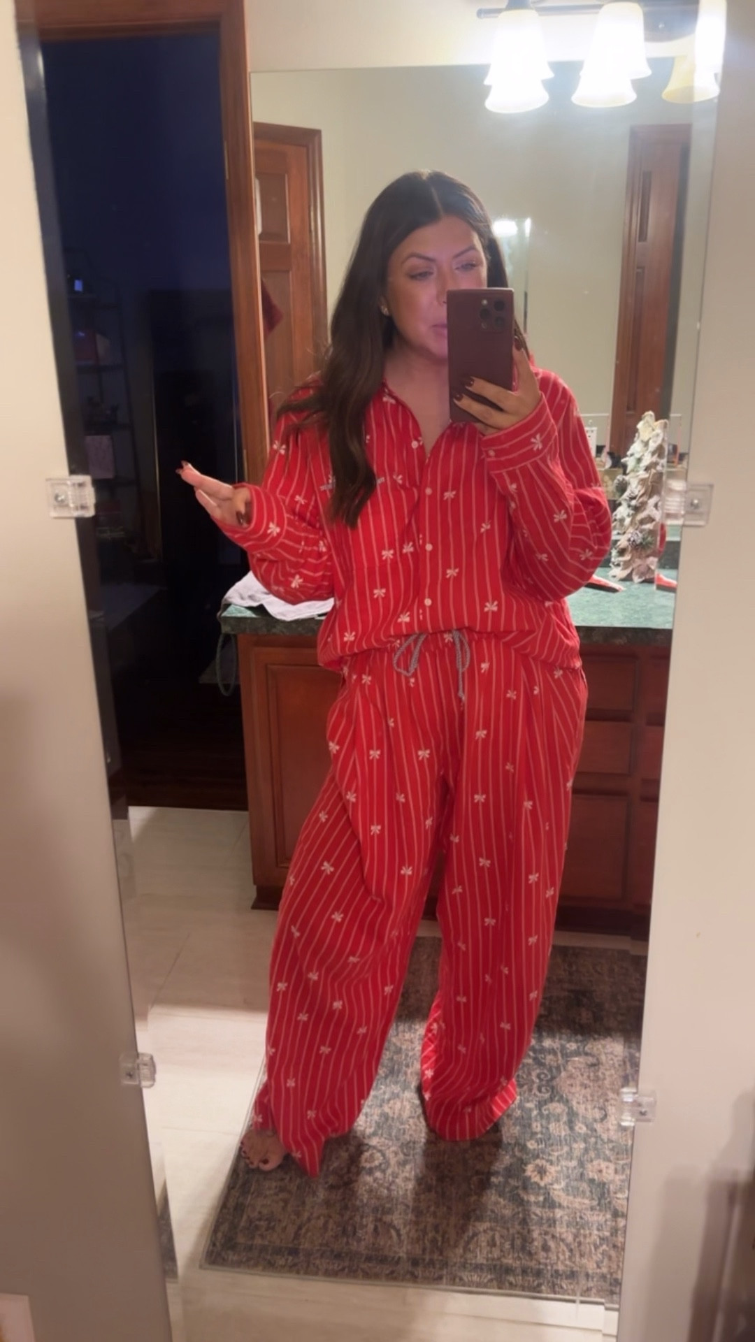The best pajamas!!!! 

I’m 5ft 3, 145 pounds and I sized up to a large. 

#LTKFindsUnder50 #LTKMidsize #LTKHoliday