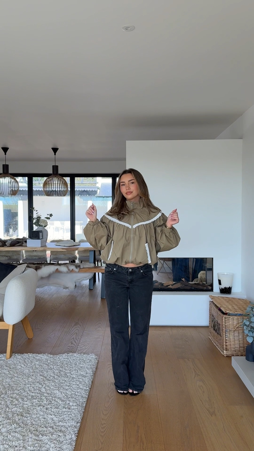 When the coat IS the outfit...

#LTKeurope #LTKspring #LTKuk