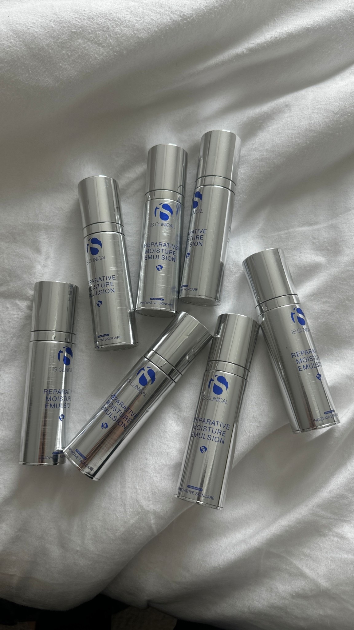 absolute FAV moisturizer is 30% off! It’s priiiceyyy and never goes on sale so definitely stock up! 

#LTKselfcare #LTKCyberWeek #LTKmorningroutine