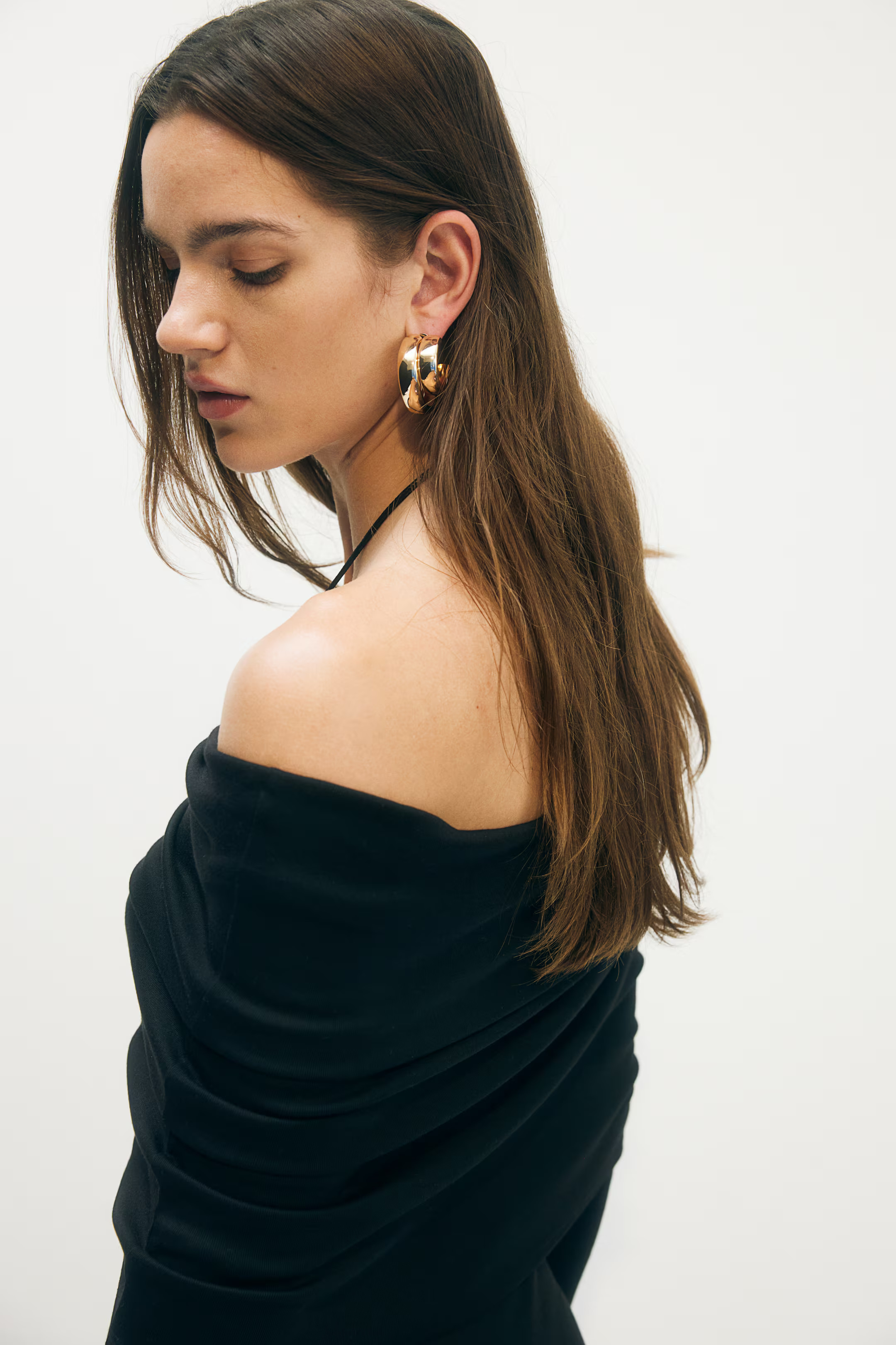 Off-the-Shoulder Dress with Foldover Edge - Black - Ladies | H&M US | H&M (US + CA)