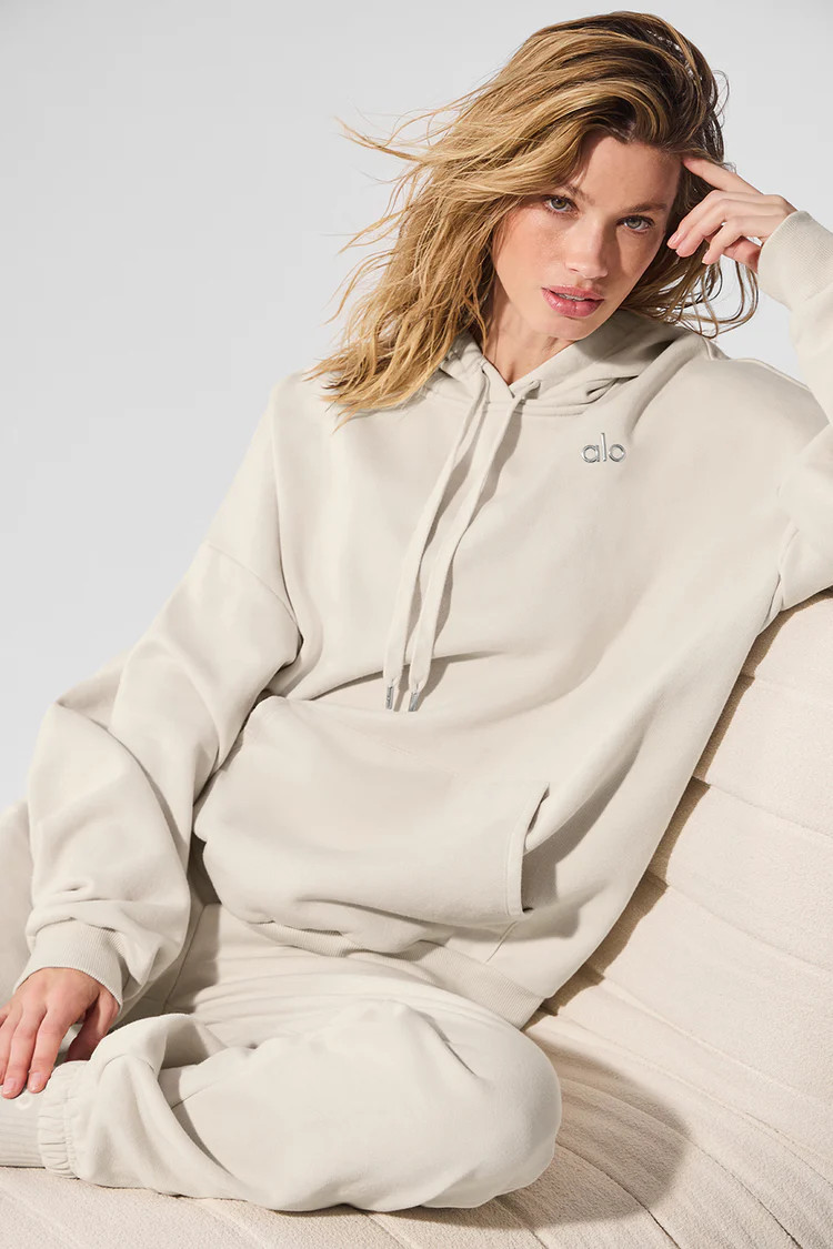 Accolade Hoodie | Alo Yoga (US)