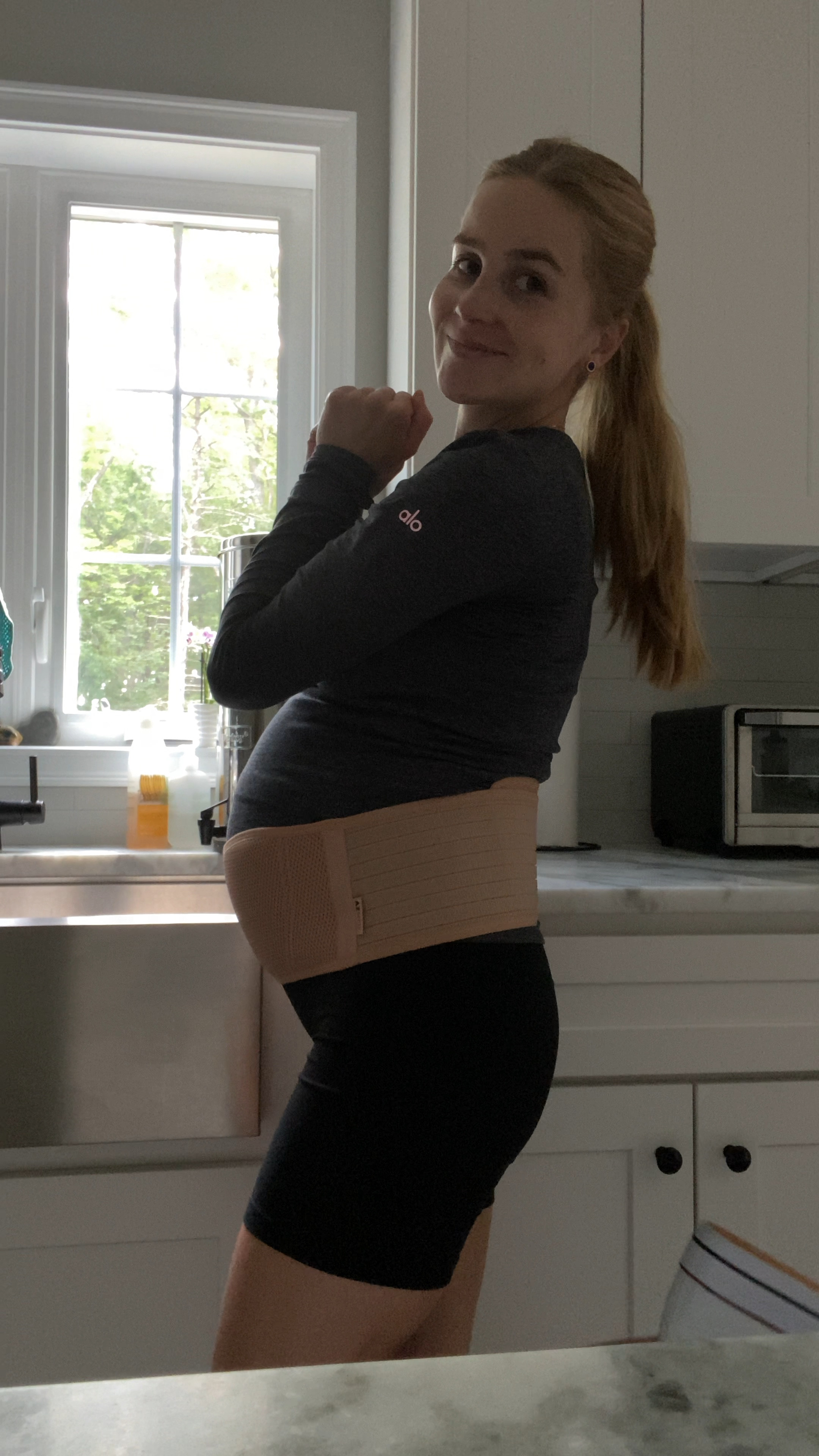 Belly Band for pregnancy pelvic pain has been a life safer for walking, cleaning around the house, etc. 🕊️ highly recommend especially if you’re a petite pregnant mama like me.

#LTKFitness #LTKFindsUnder50 #LTKBump