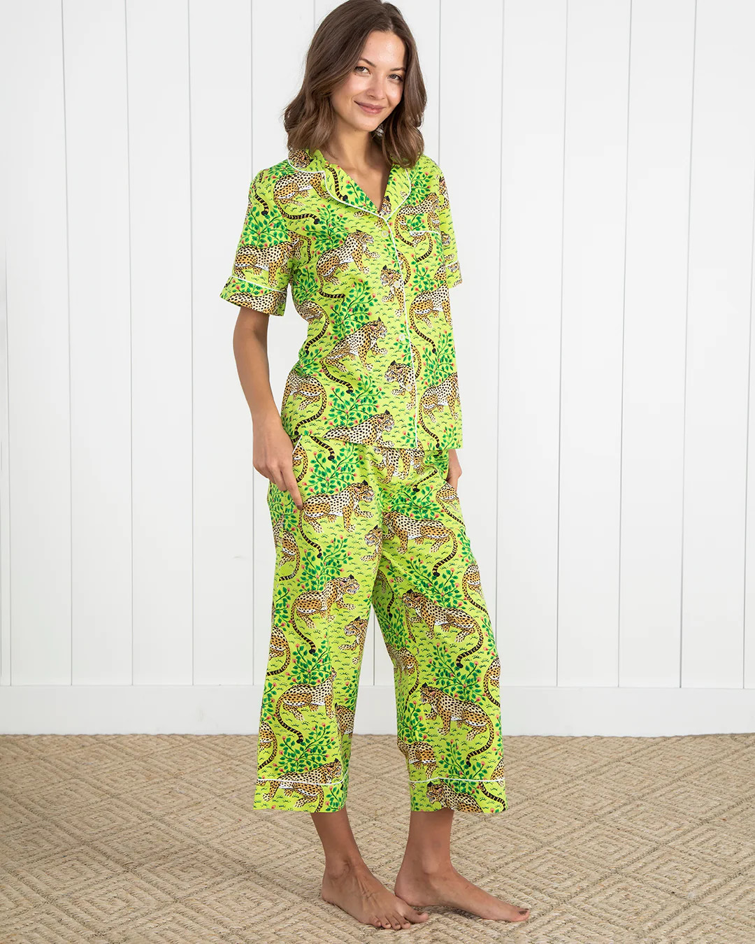 Bagheera - Short Sleeve Top &amp; Cropped Pants Set - Green Apple | Printfresh