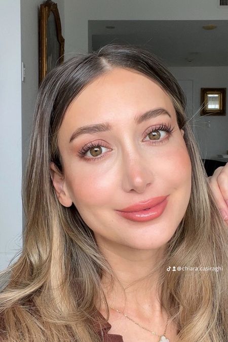 Latte makeup look for everyday. Everyday makeup, ysl, 
