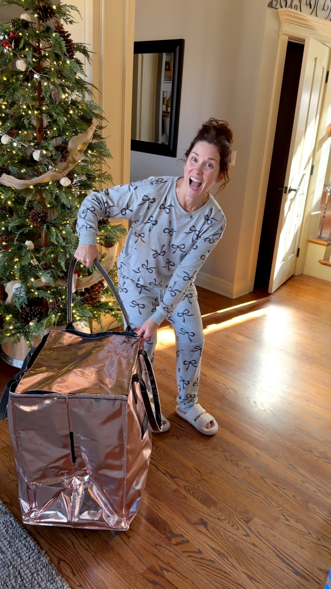 Hulken bags are an absolute MUST this holiday season for Thanksgiving and Christmas Markets and transitions well into spring season sports frankly the best friend to any Crazy Busy Mama 

Even better folds completely flat for easy transport and storage in car too!

Perfect for travel for every Crazy Busy Mama 

I have the biggest one and the medium one the one shown is the largest 


#LTKdayinmylife #LTKHoliday #LTKTravel